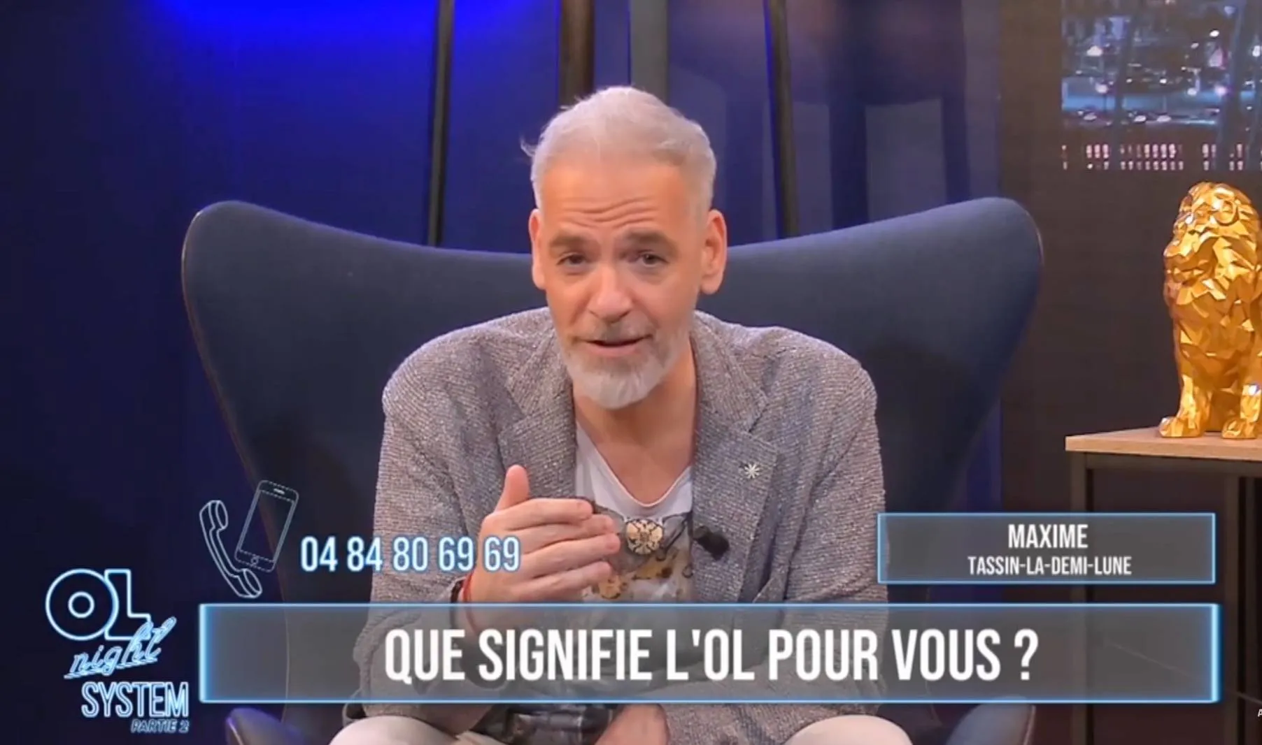 L'OL oublie de l'inviter, il colle une claque