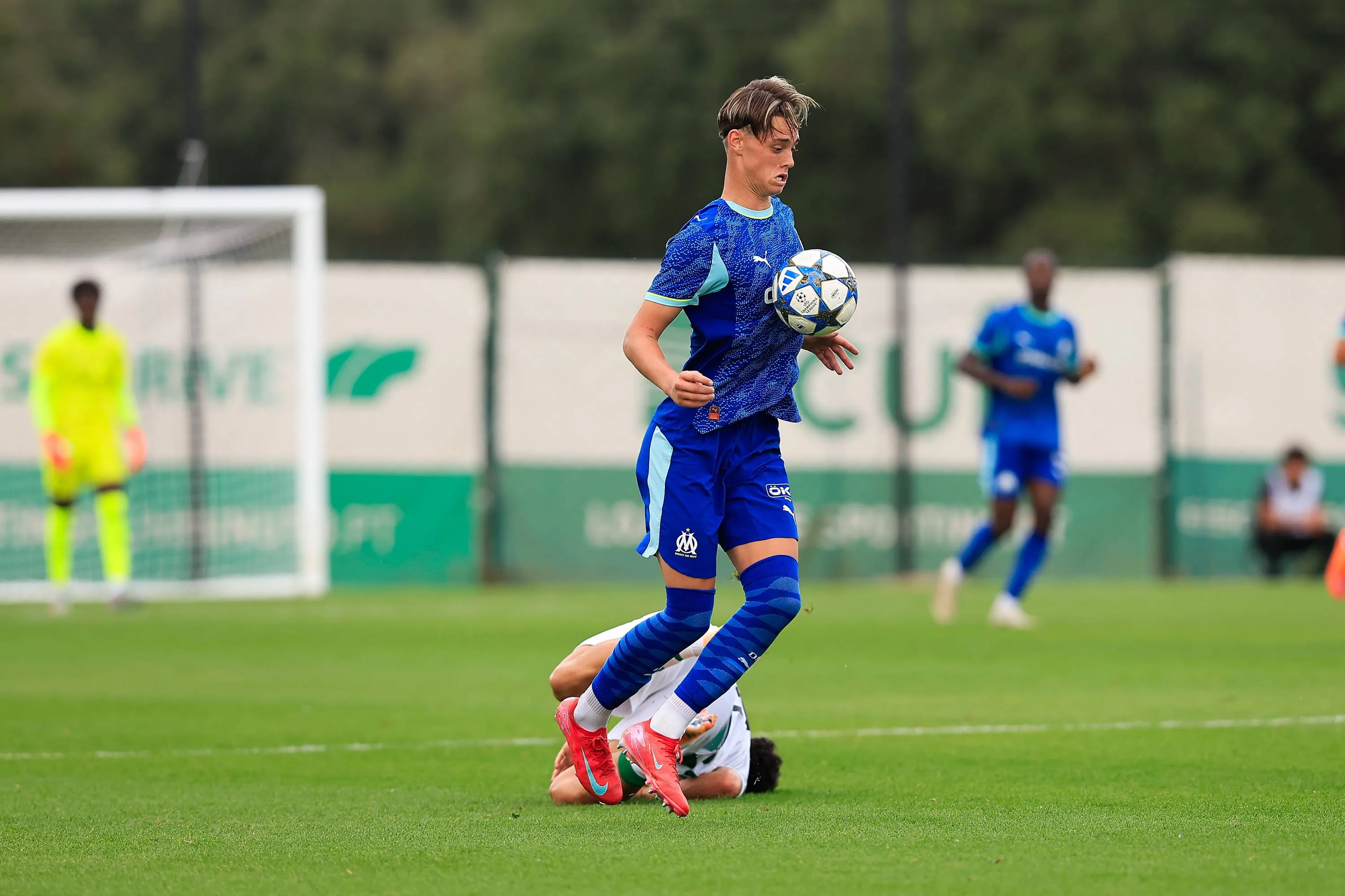 ICONSPORT_274530_0049