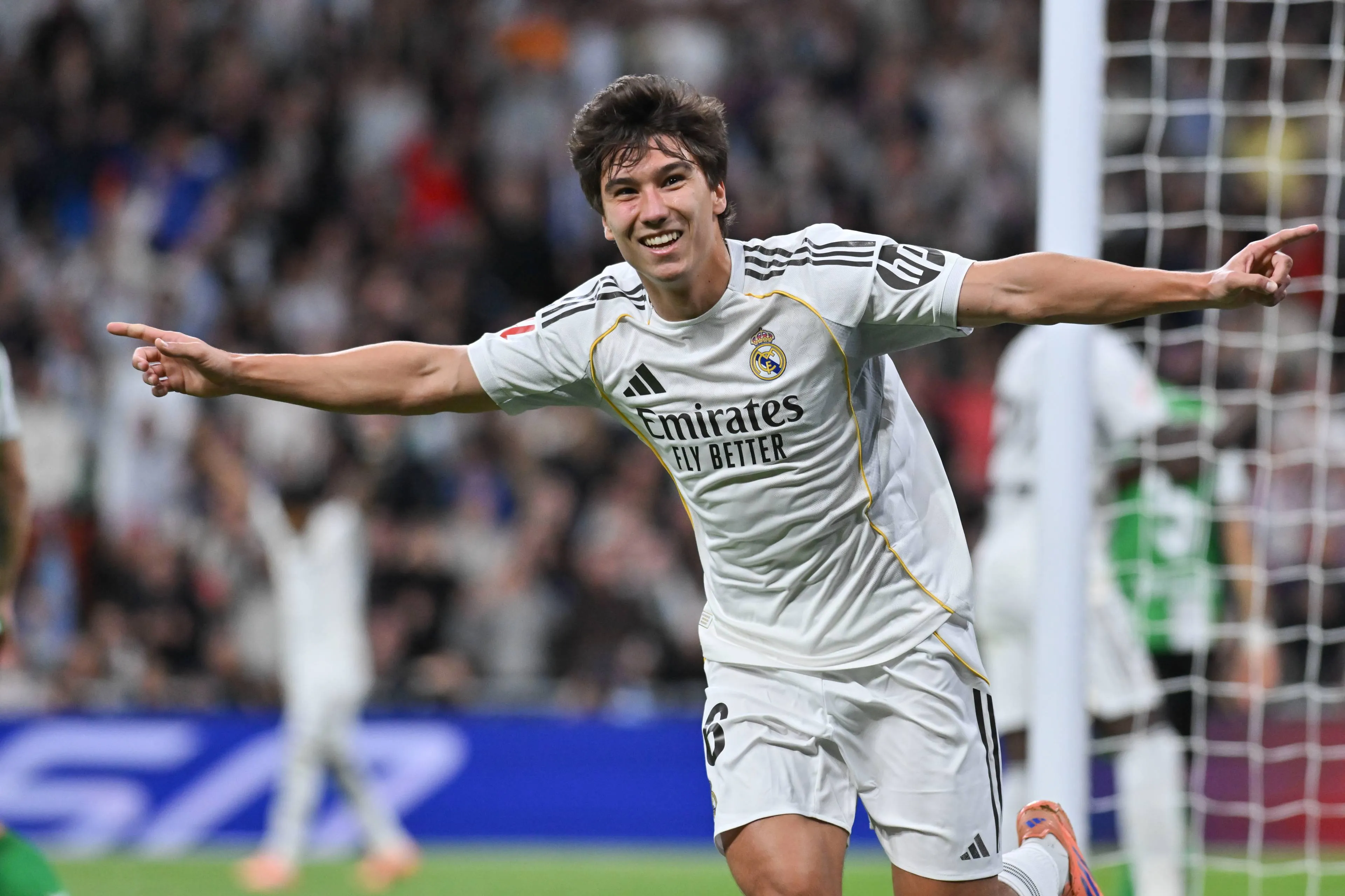 ICONSPORT_281333_0102