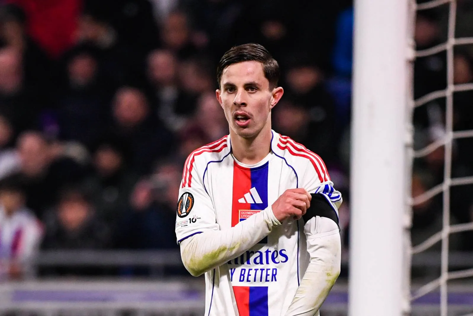 ICONSPORT_283669_0202