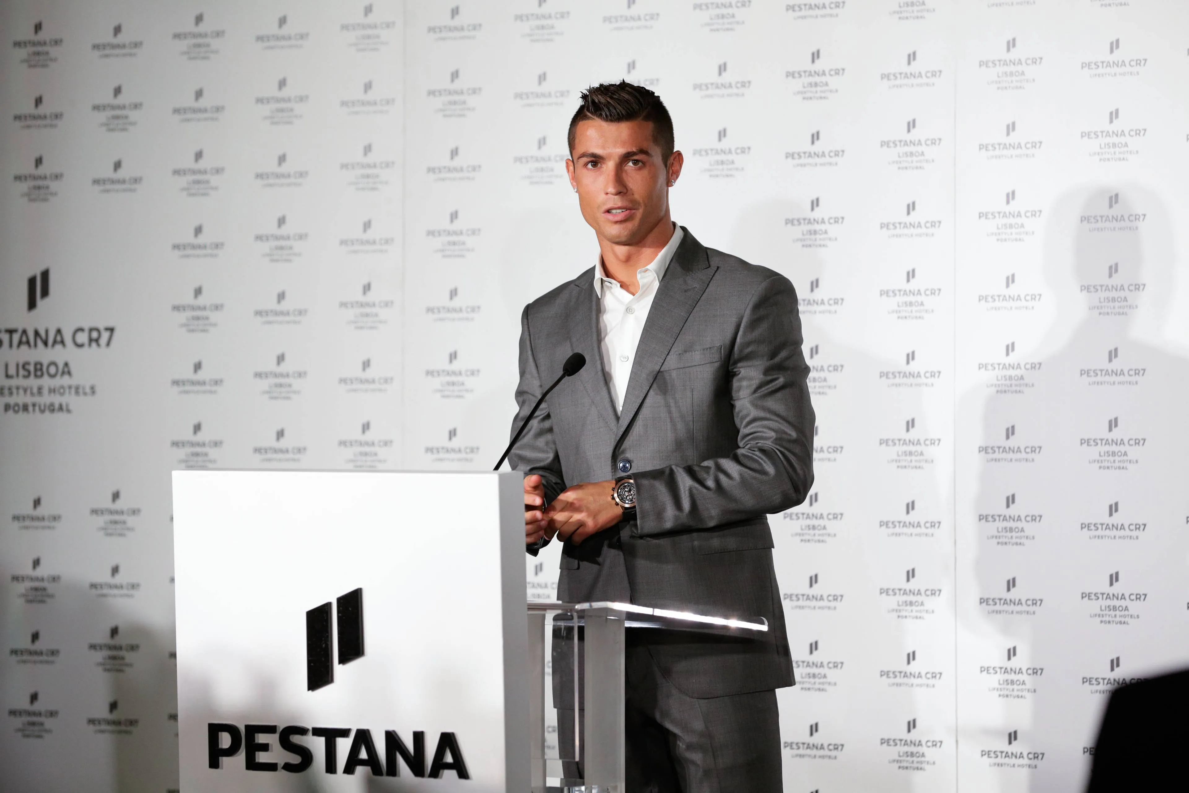 ICONSPORT_096894_0005