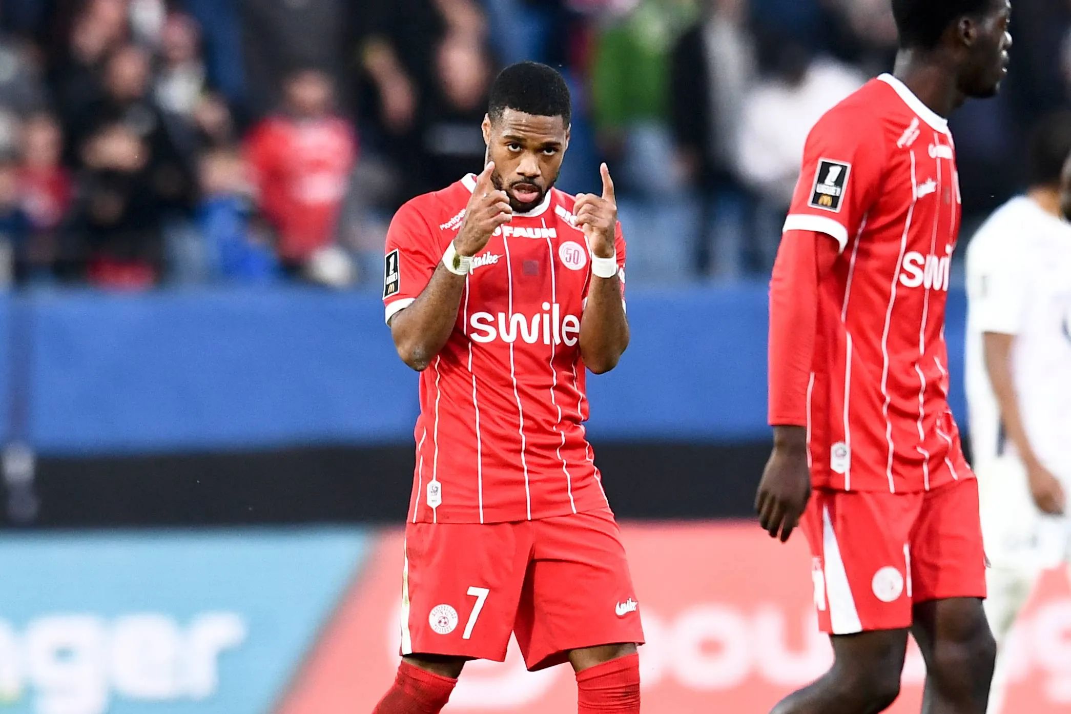 ICONSPORT_246748_0321