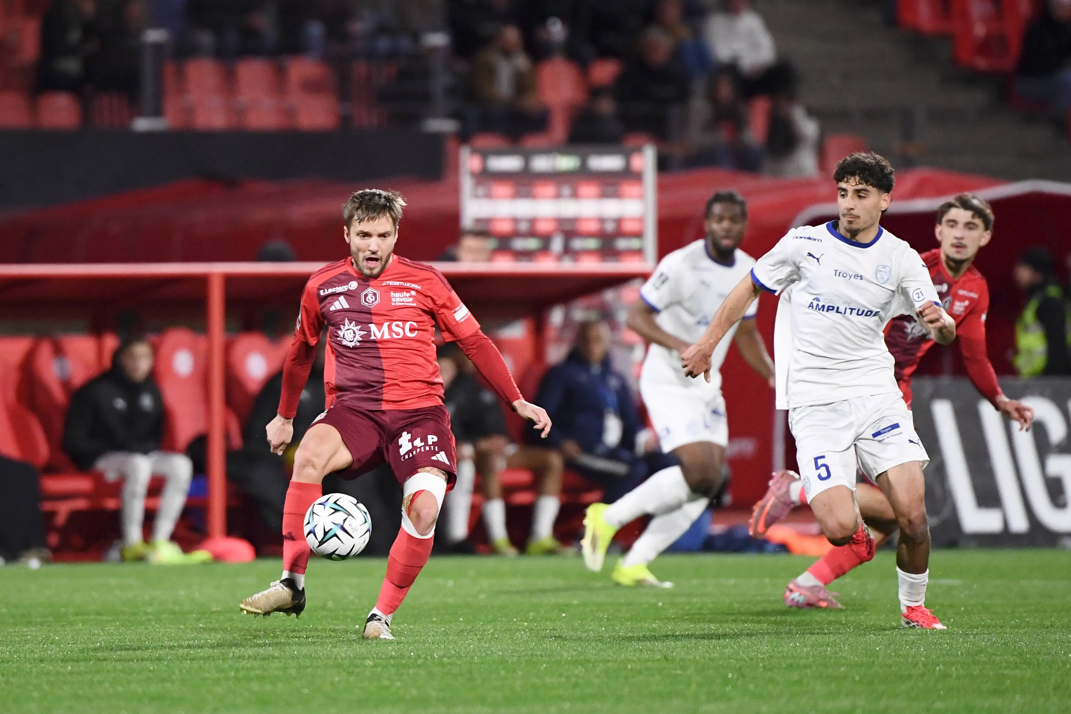 ICONSPORT_362139_0144