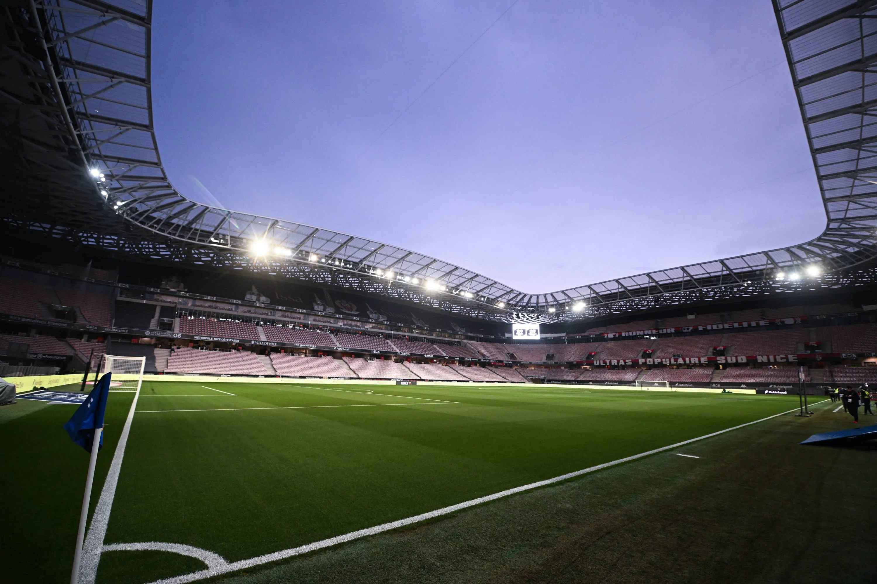 ICONSPORT_362529_0001