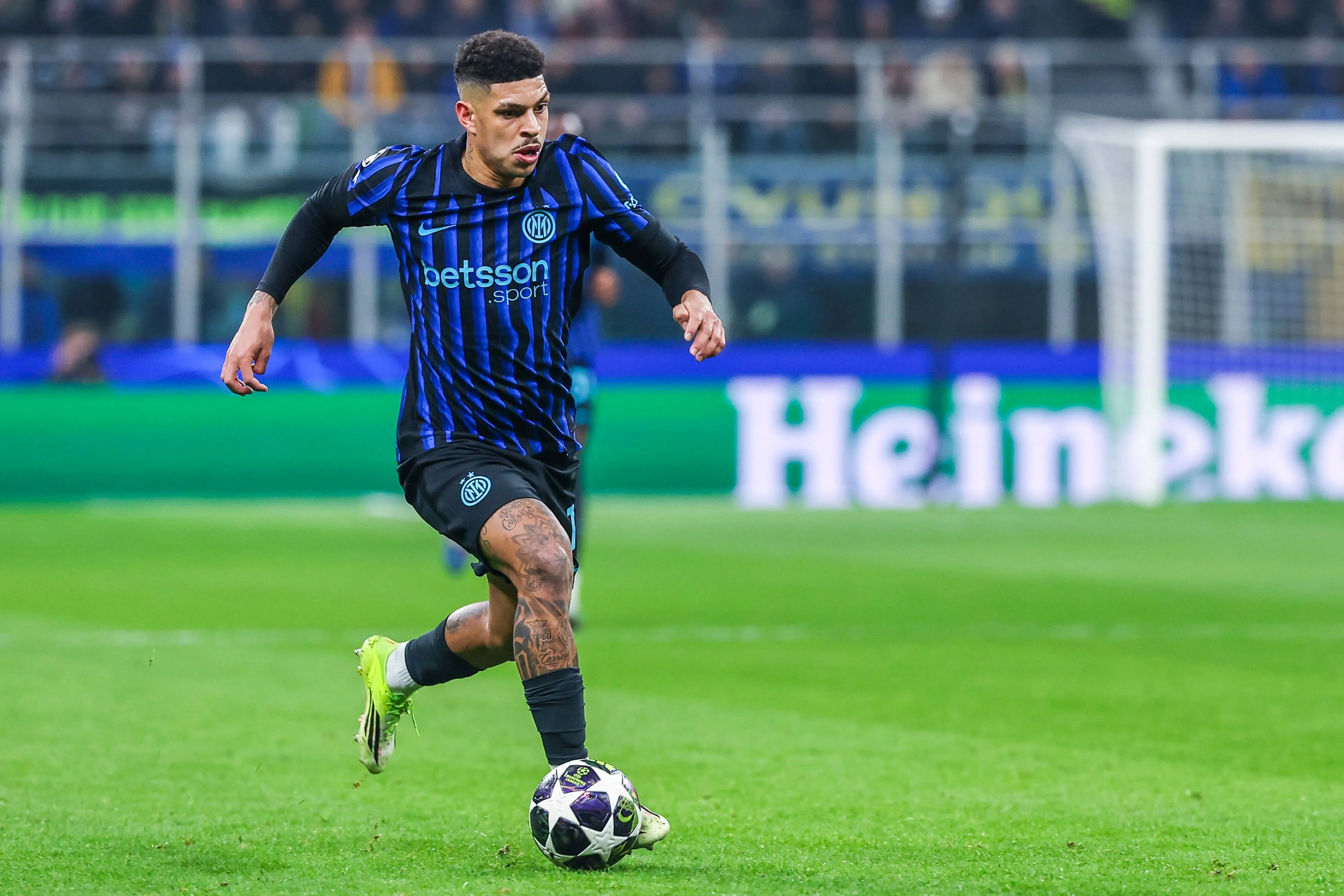 ICONSPORT_360297_0329