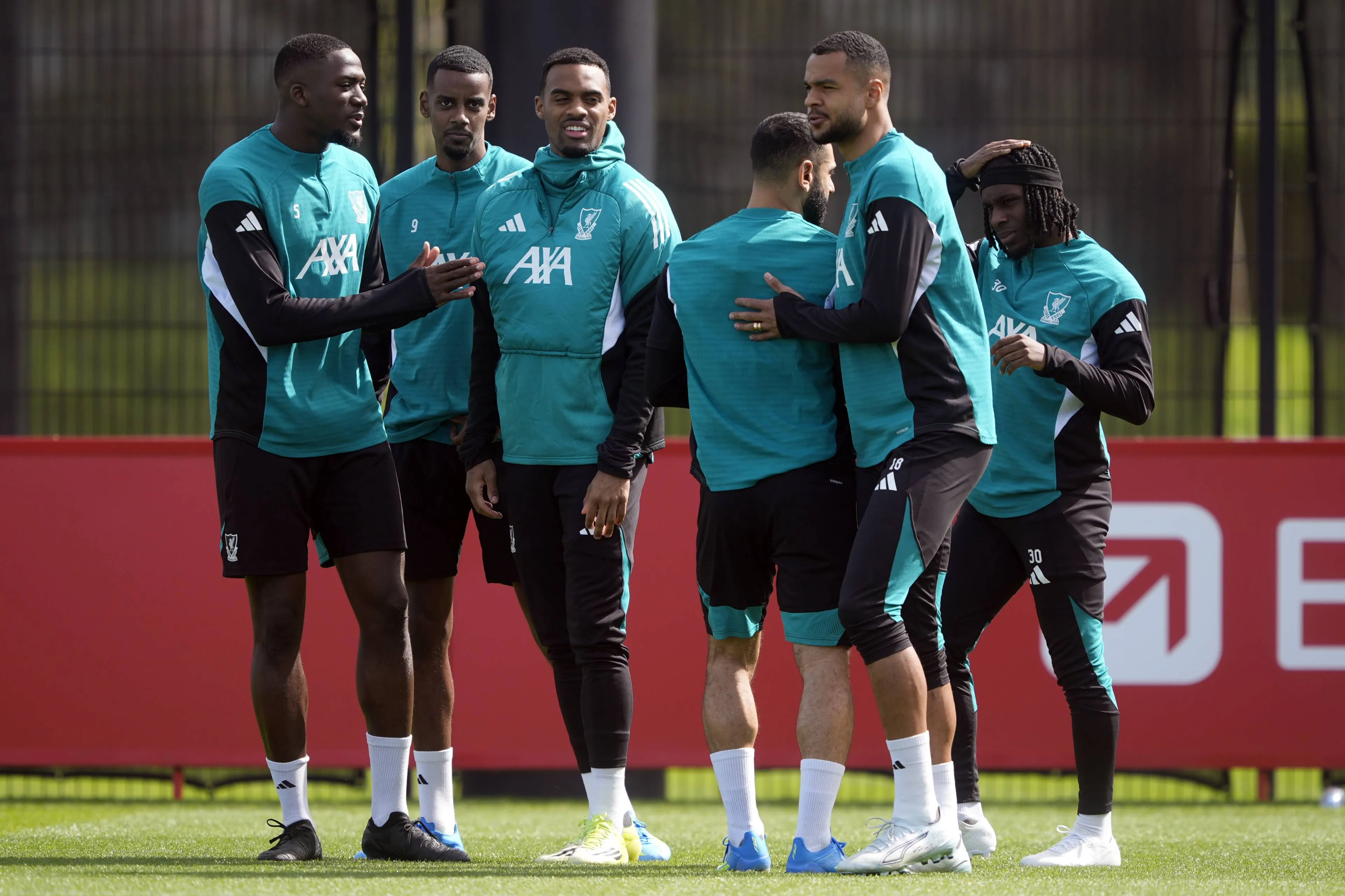 ICONSPORT_363787_0005