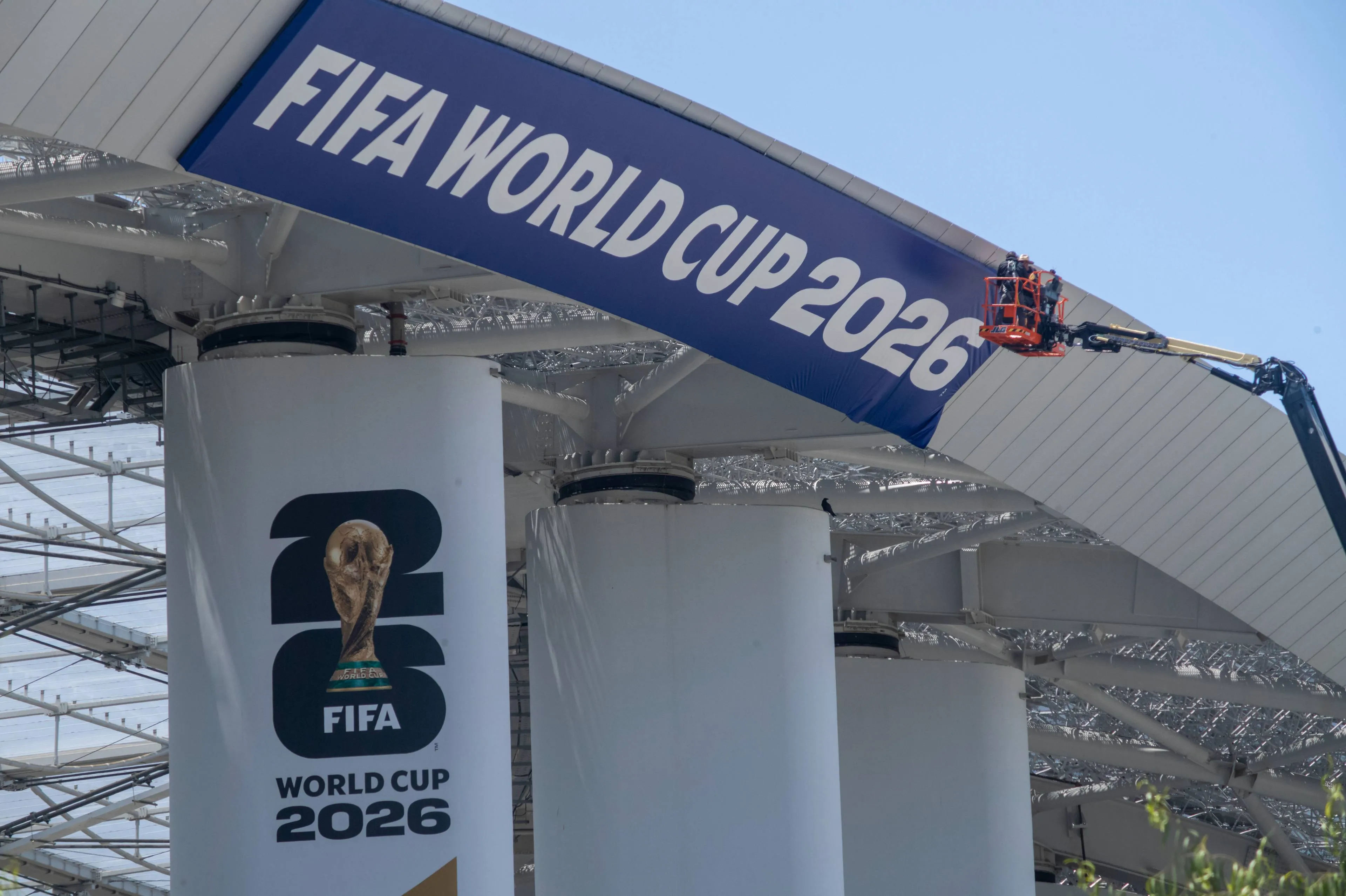 ICONSPORT_367902_0003