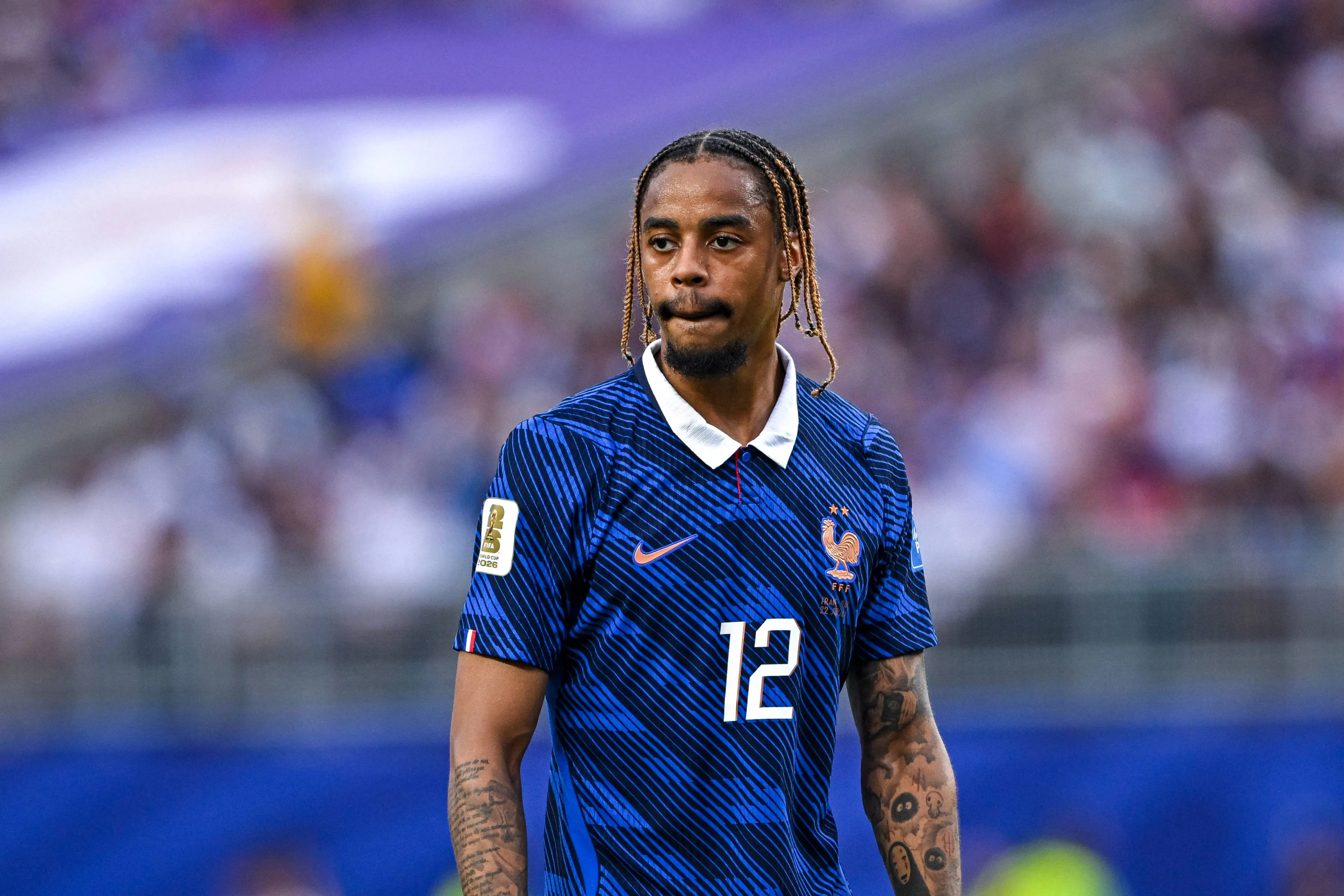 Psg La Presse Anglaise Annonce Le Transfert De Barcola