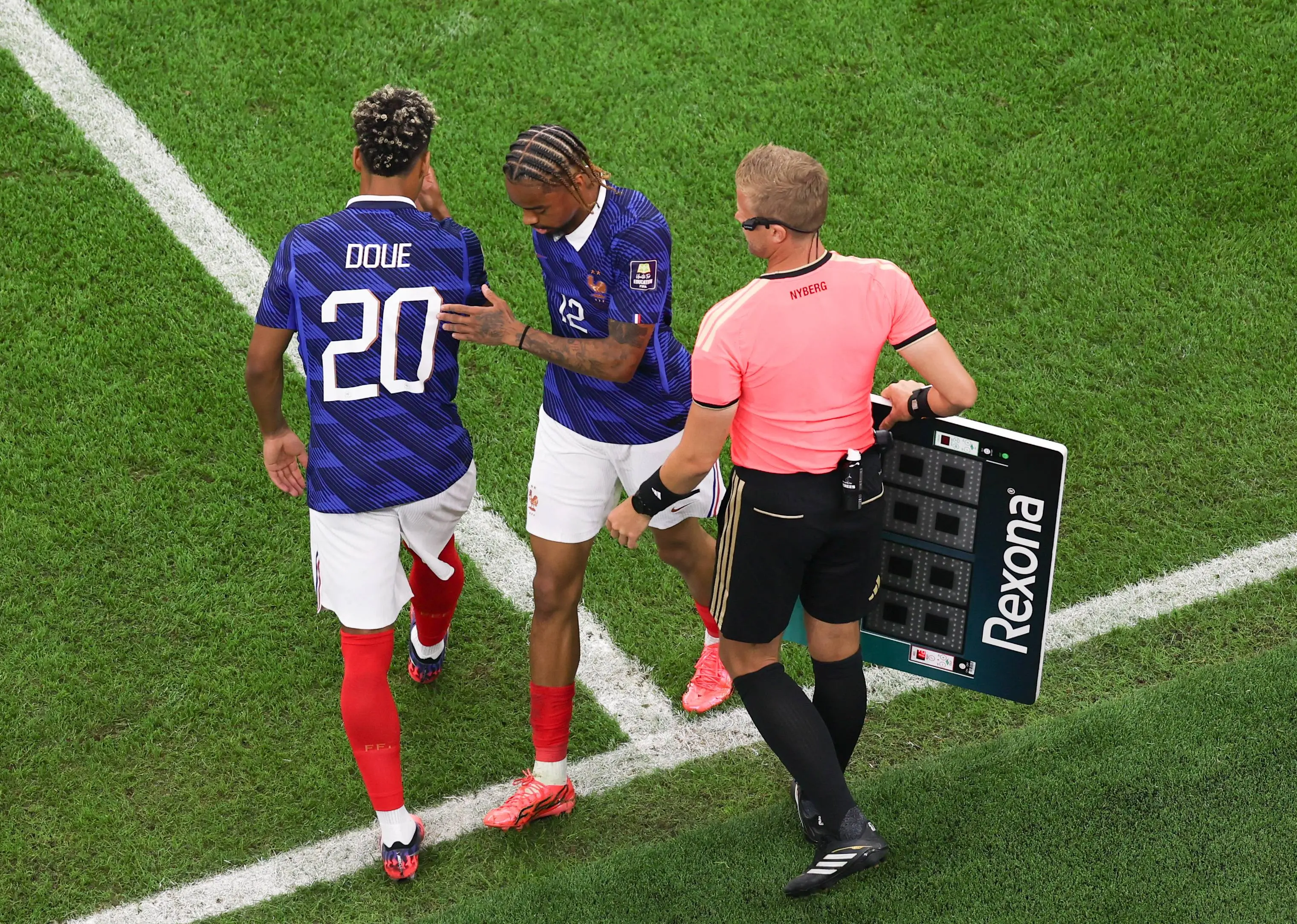 Psg Barcola Ou Doue Liverpool Va Frapper Fort