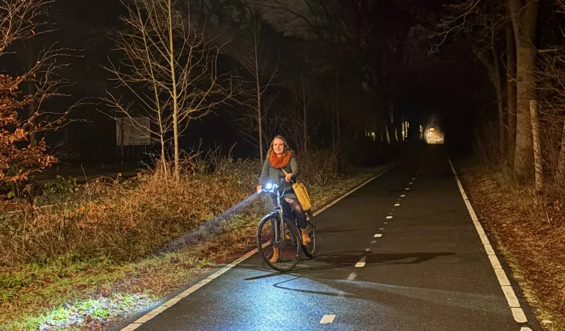 Jessie fiets-donker-vierkant