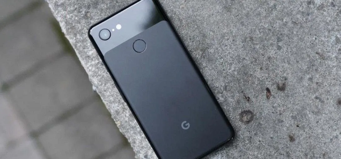google may be working on a midrange pixel 3 lite and the first leak is out 1400x653 1542609303 1100x513