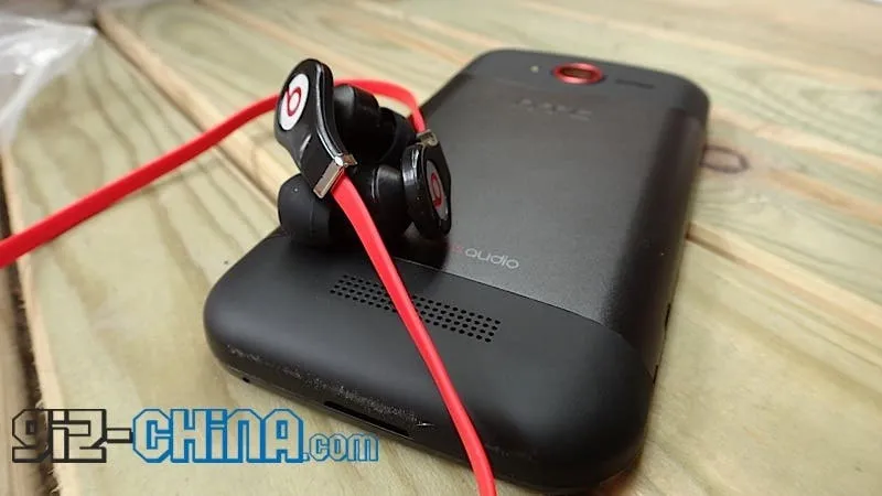 htc one knock offdsc00270gizchina review