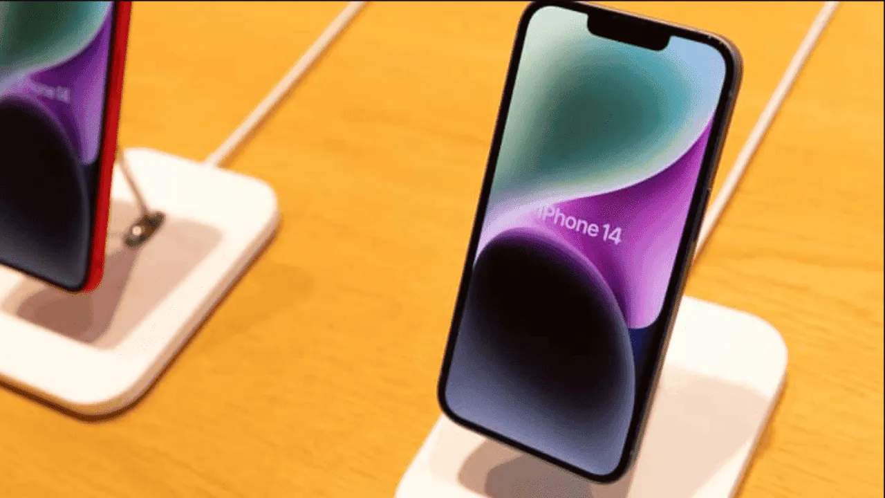 iphone shipments in 2022