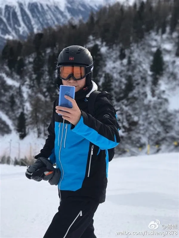 s 0ce4827f589741949374167ff73d78c2