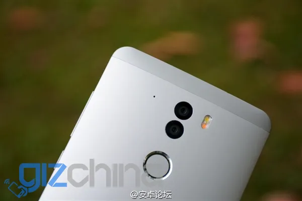 s b00dfd7f61fc4c78a5f21b2b27878a25