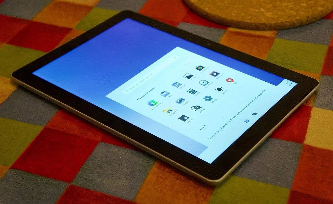 surface go with windows 10x