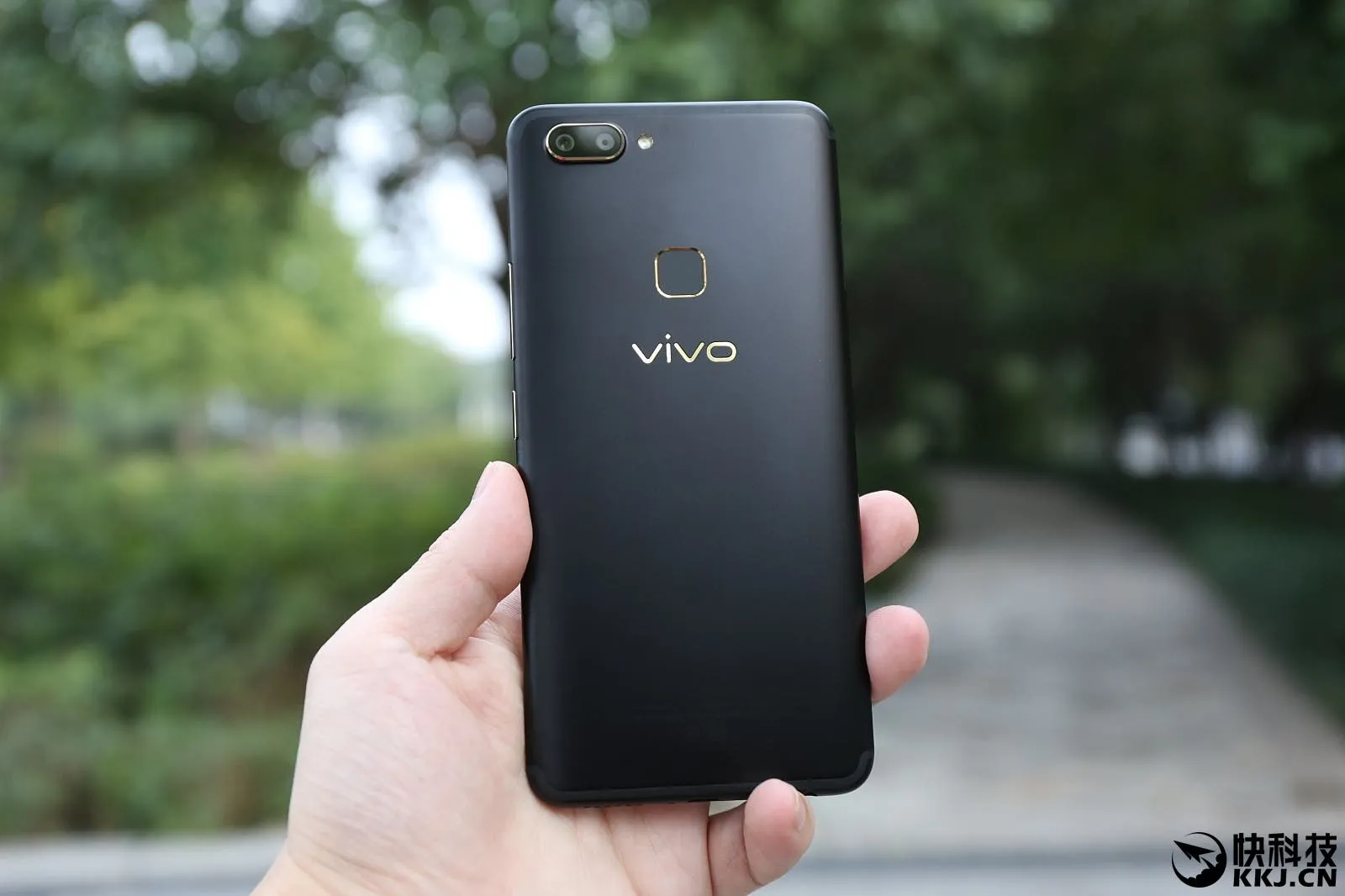 vivo x20