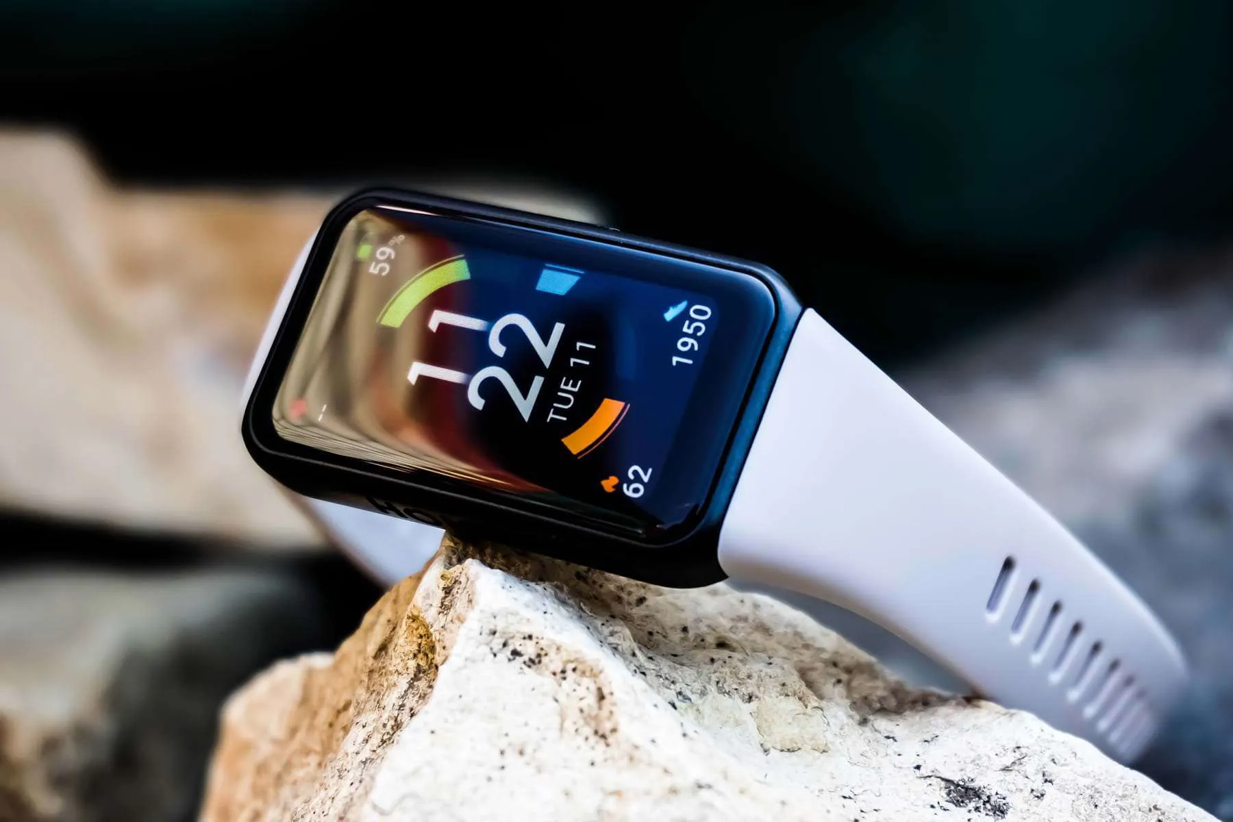 xiaomi mi band 7 shokiroval vseh pokupatelei 9