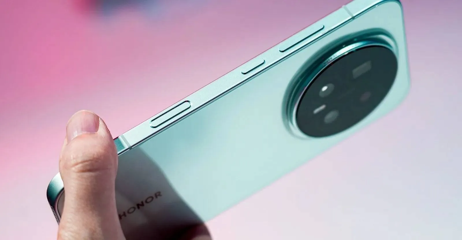 honor-magic-8-pro-exclusive-verg
