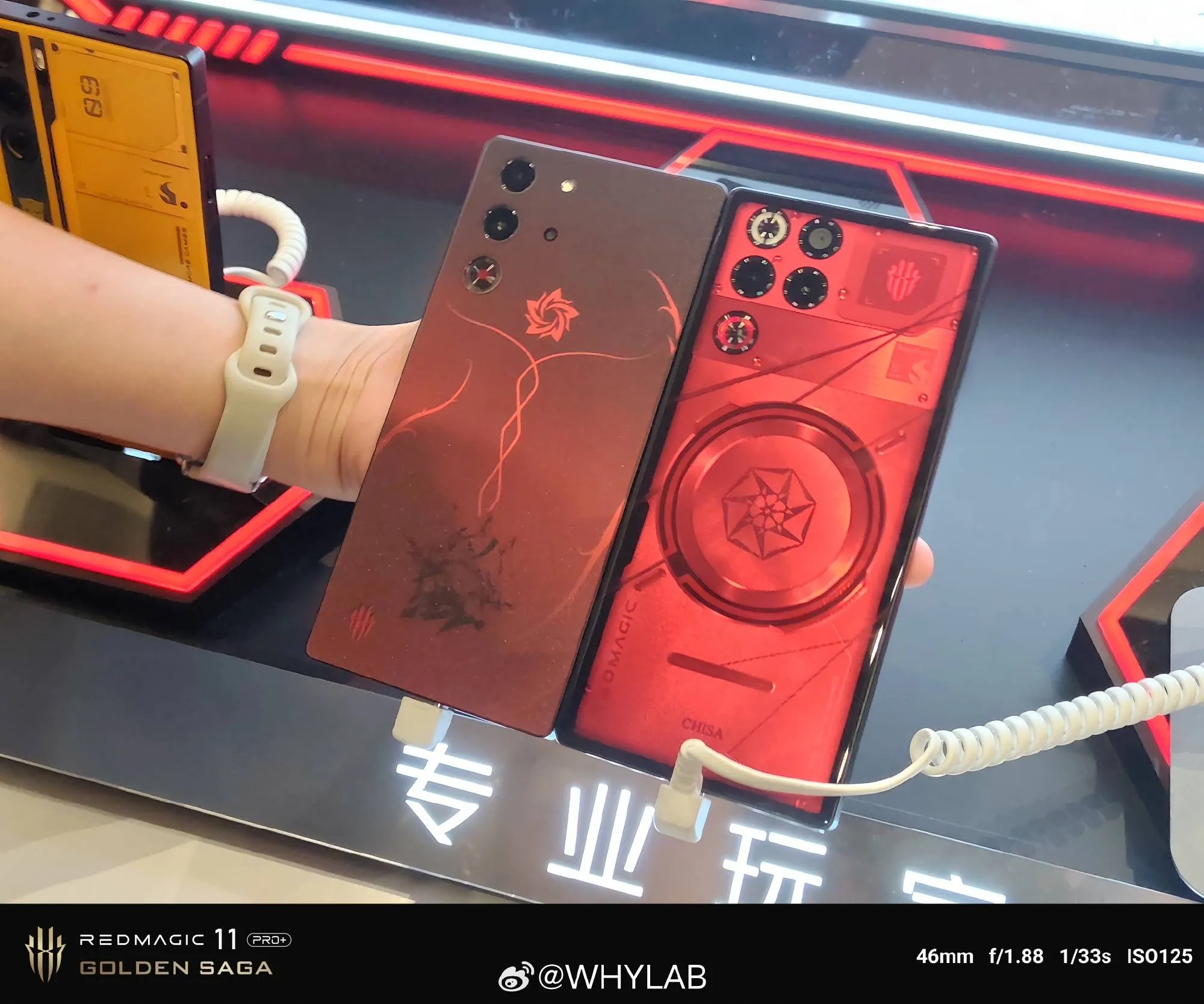 90e1b75dgy1icj0j6ptfqj235s2muqv5