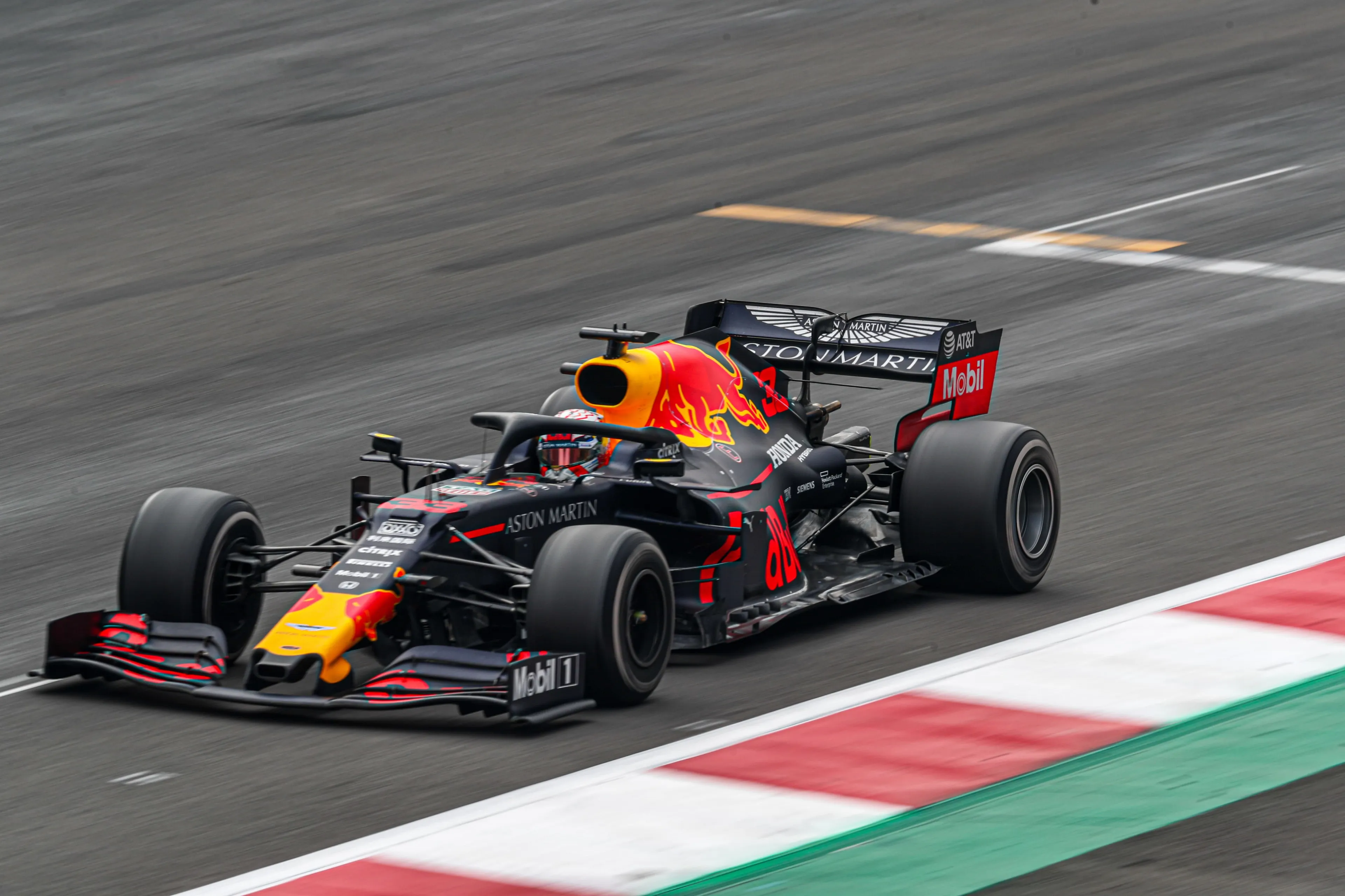 In deze auto´s rijden de Formule 1-mannen in hun vrije tijd