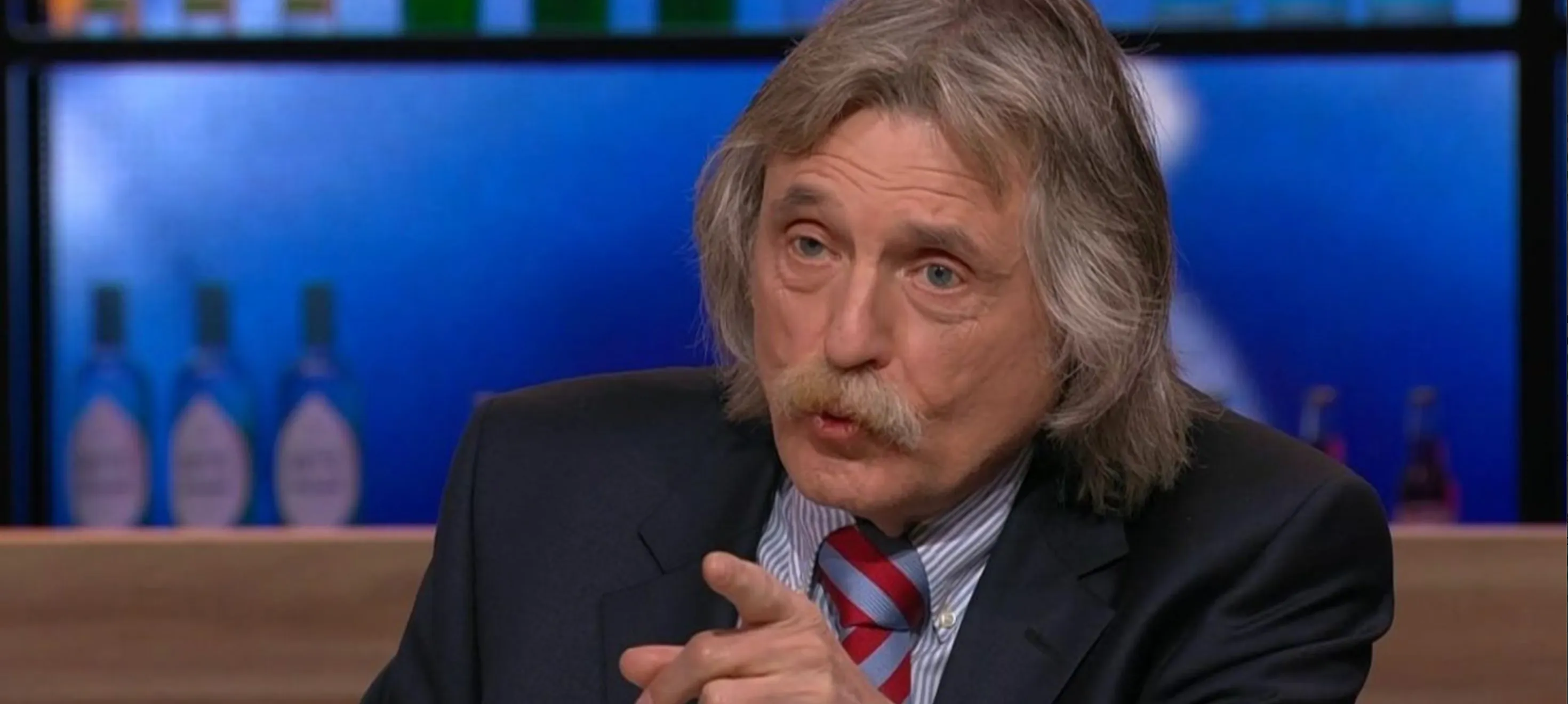 Johan Derksen mogelijk binnenkort niet meer op televisie