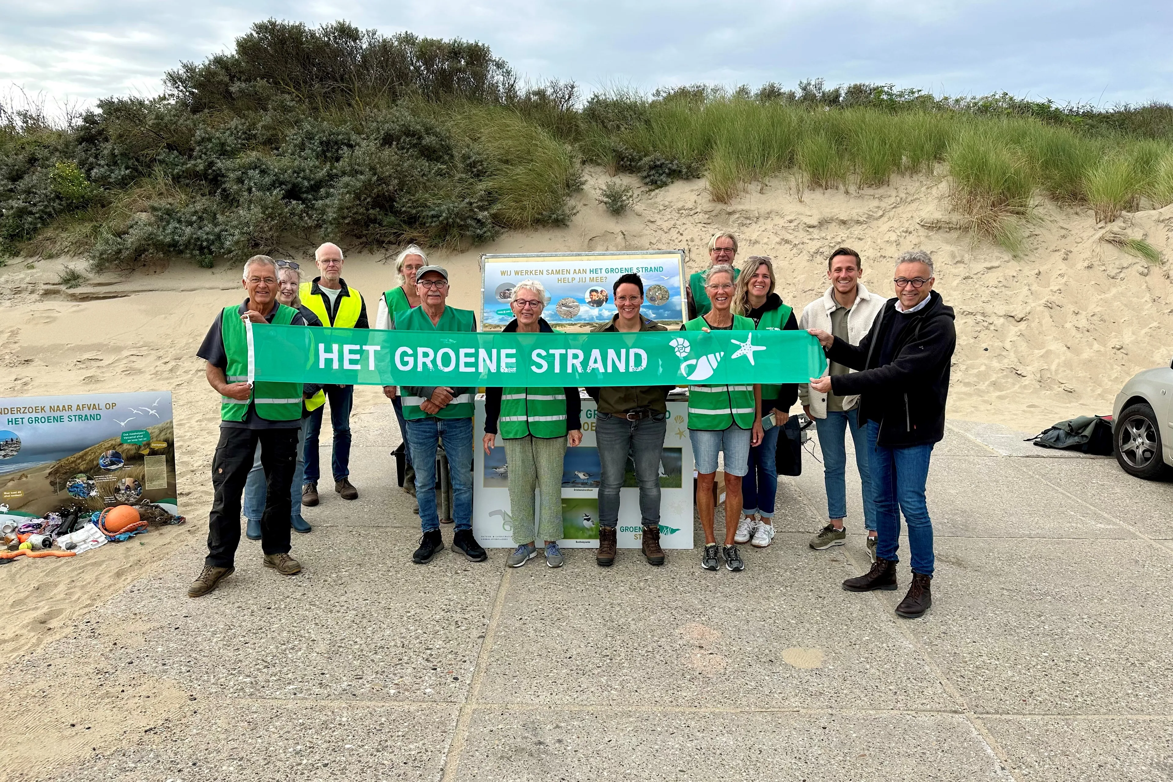 foto uitreiking groene wimpel