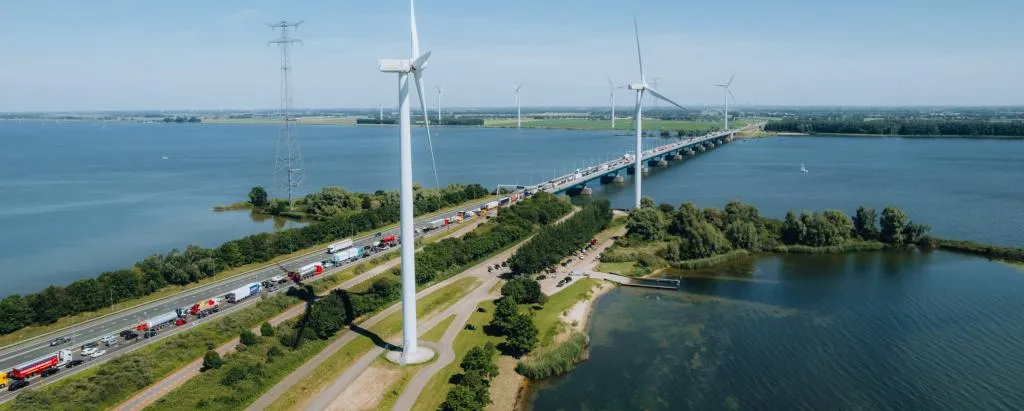 haringvlietbrug drukte verkeershinder