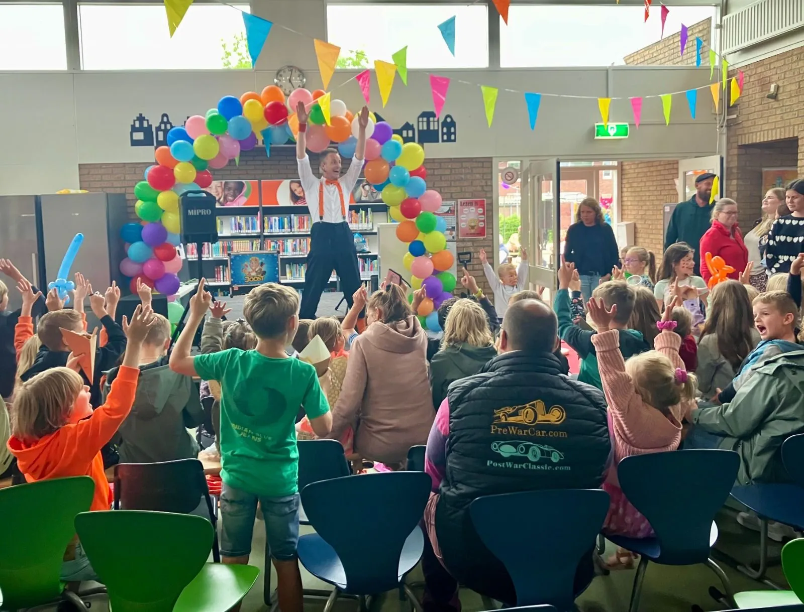 Feest op OBS Buten de Poorte in Goedereede