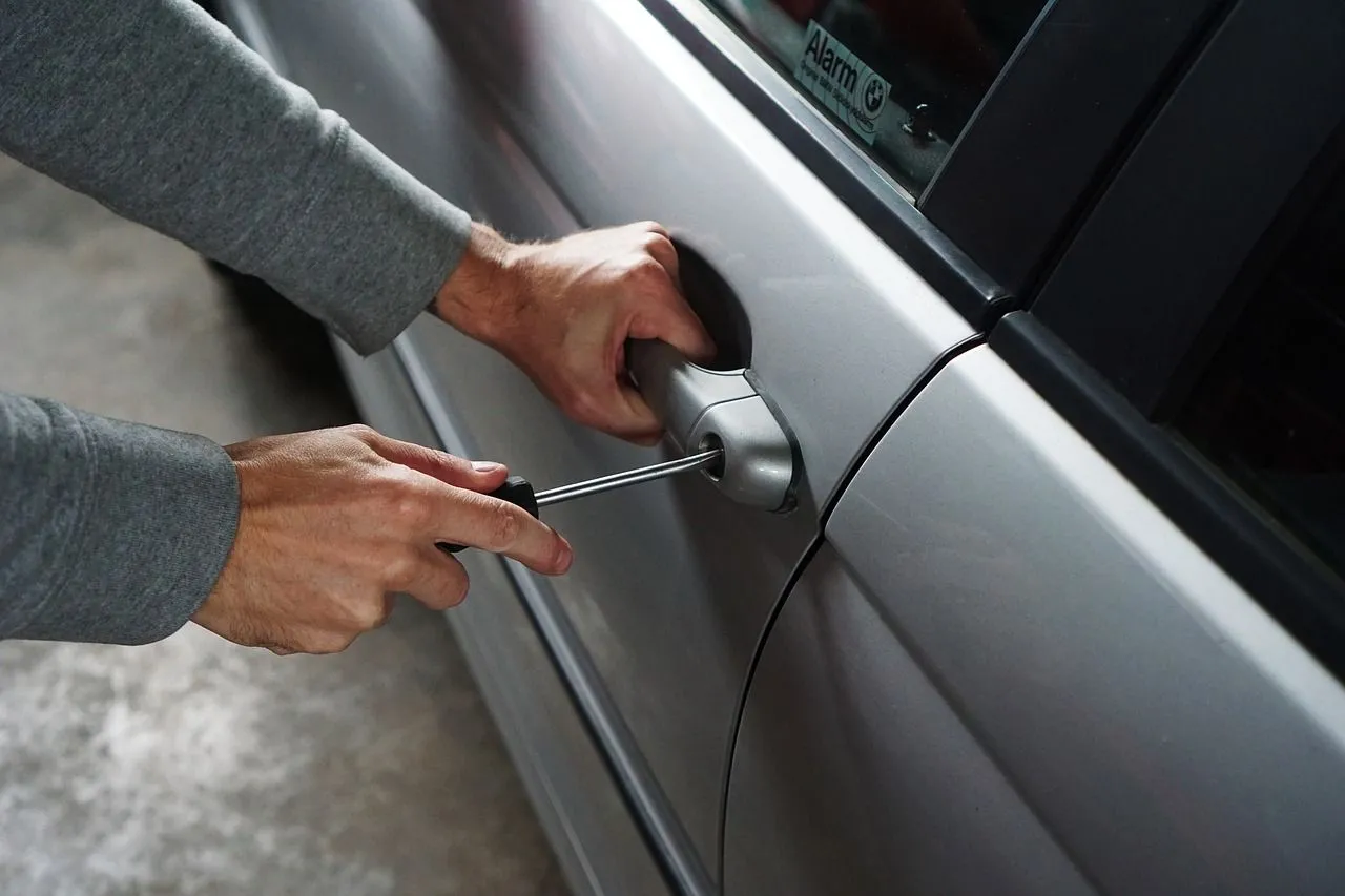 autoinbraak inbreken inbraak auto