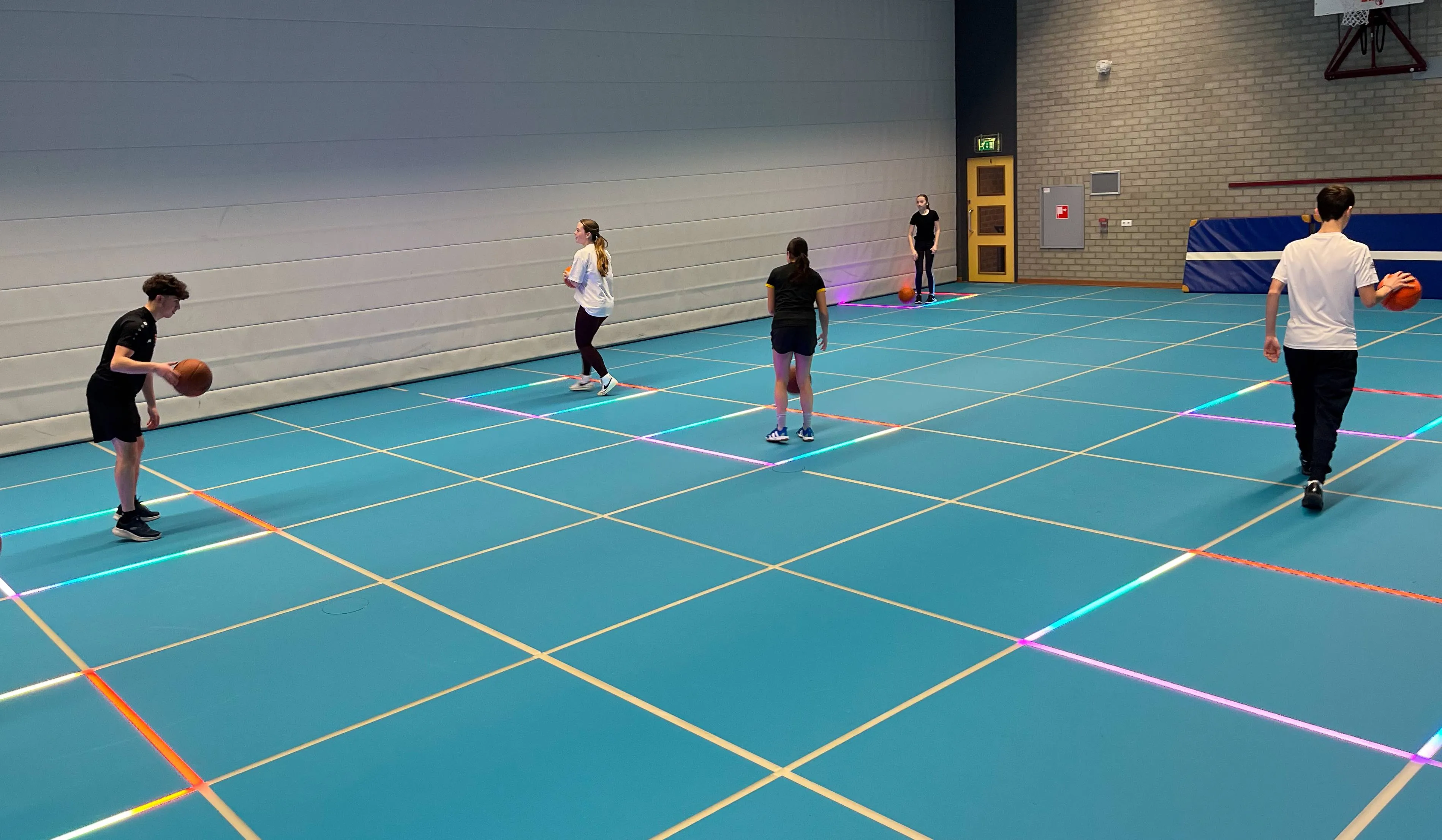 Gymzaal van RGO College voorzien van led-vloer