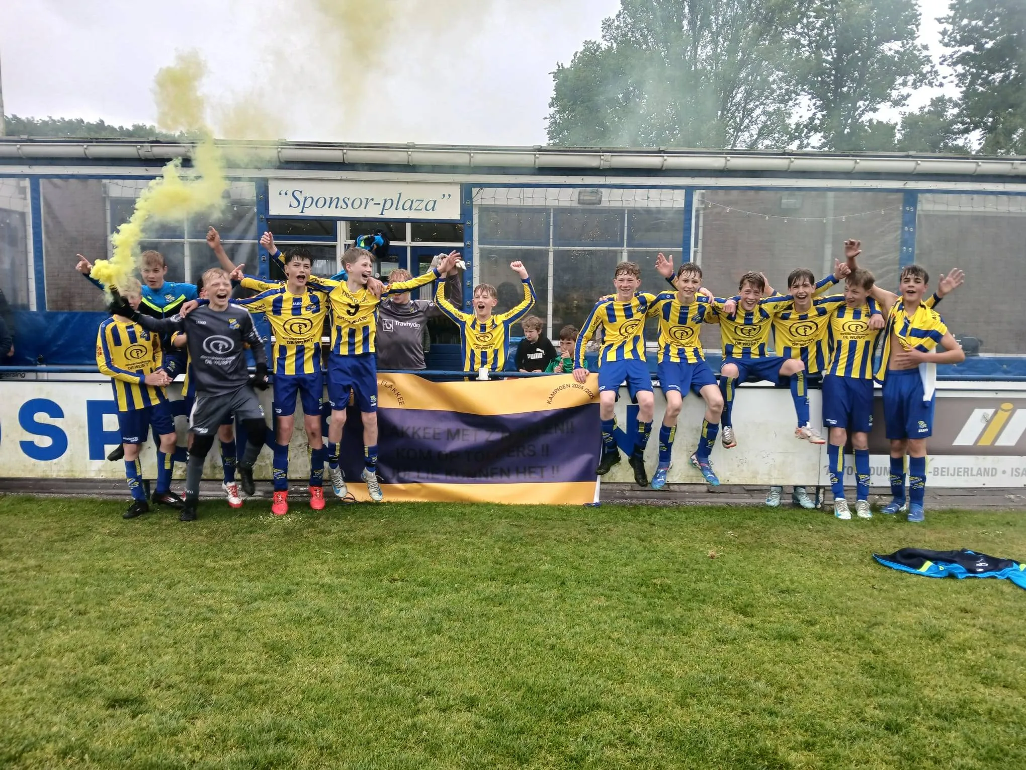 Flakkee JO14-1 zijn seizoenskampioen