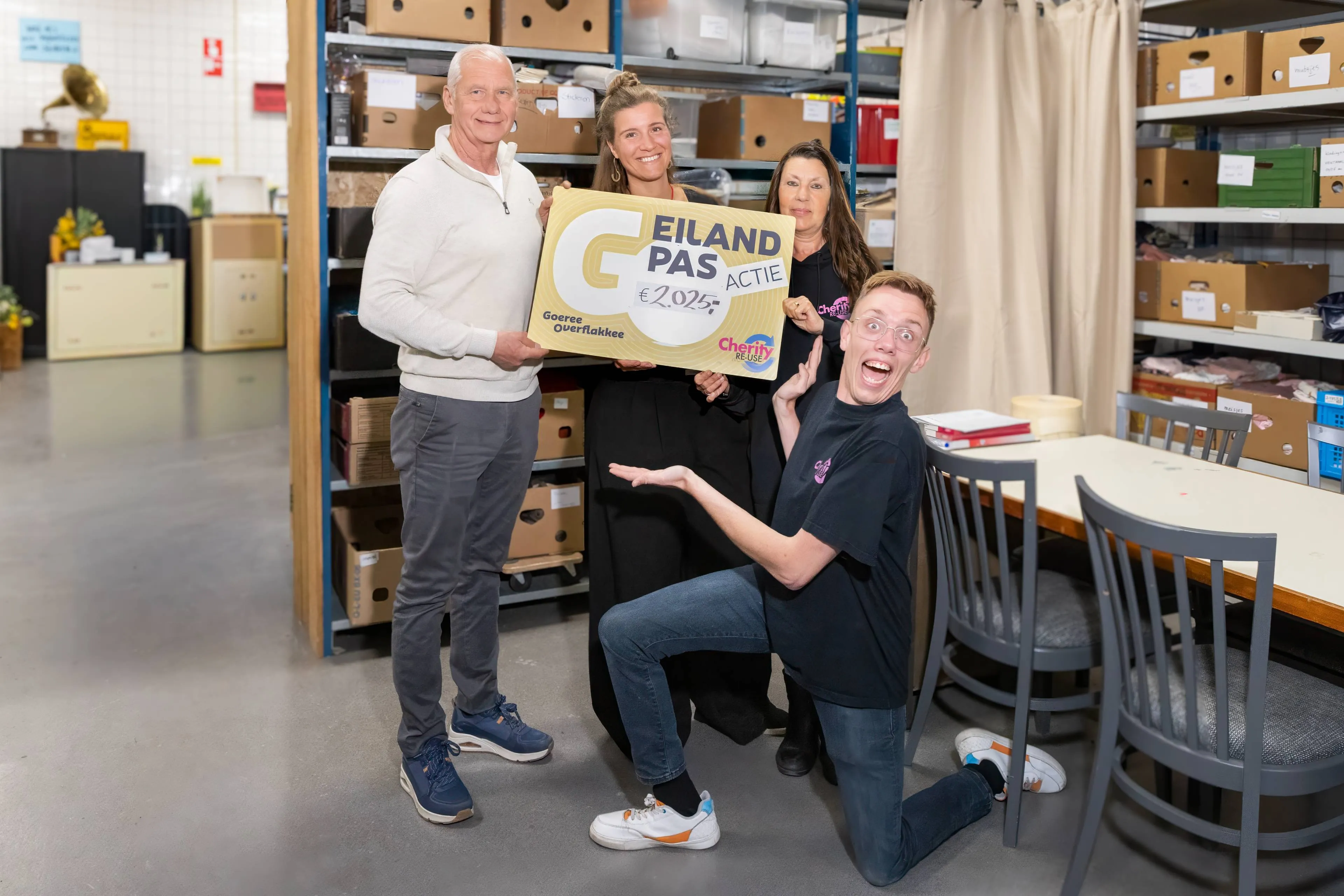 Dineractie via Eilandpas levert €2.025 op voor Cherity Re-Use