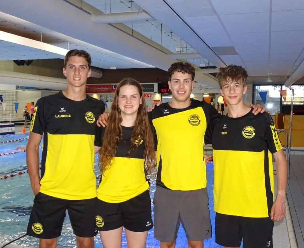 Schotejil actief op Nederlandse kampioenschappen zwemmen