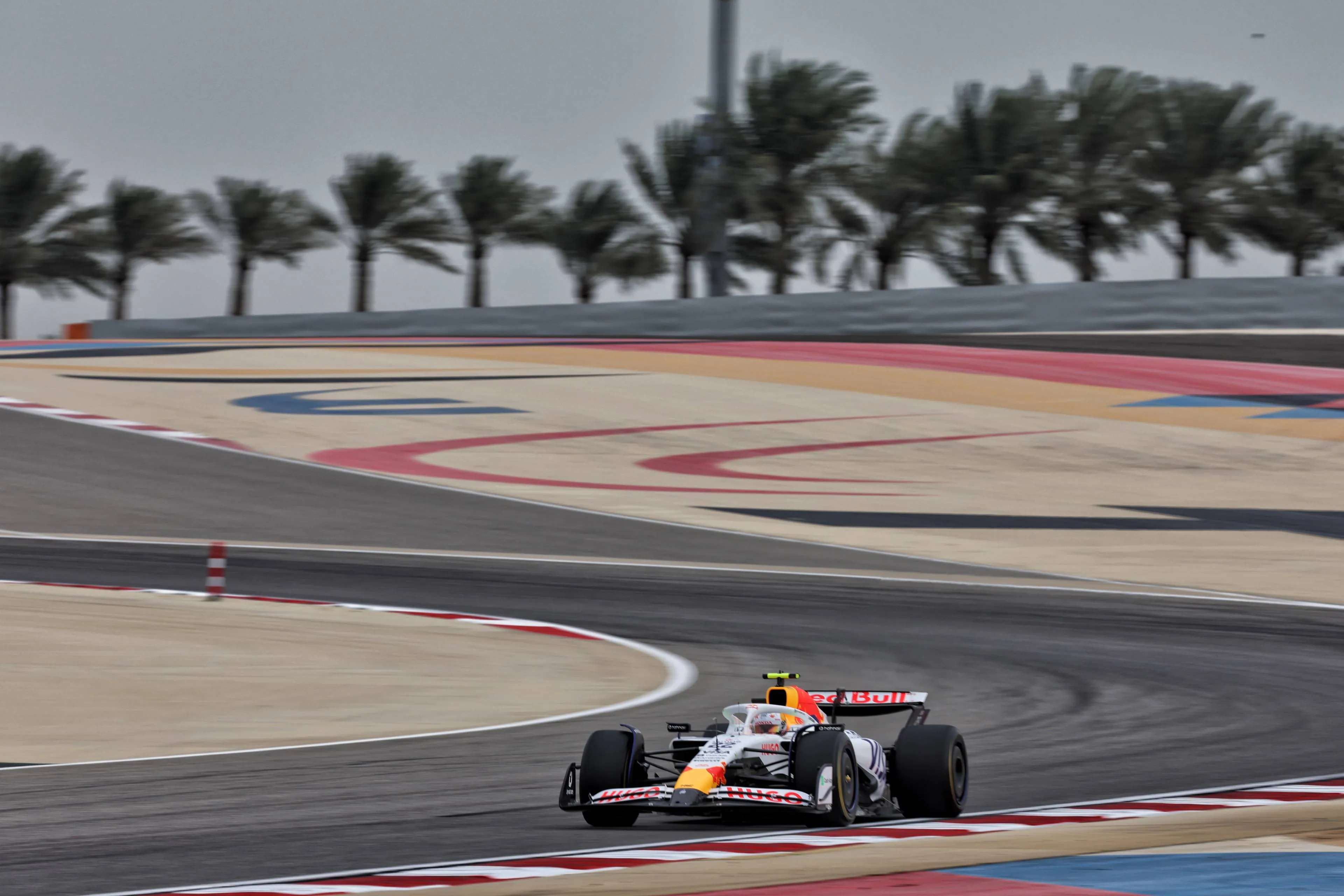 When does the 2025 Bahrain Grand Prix start?