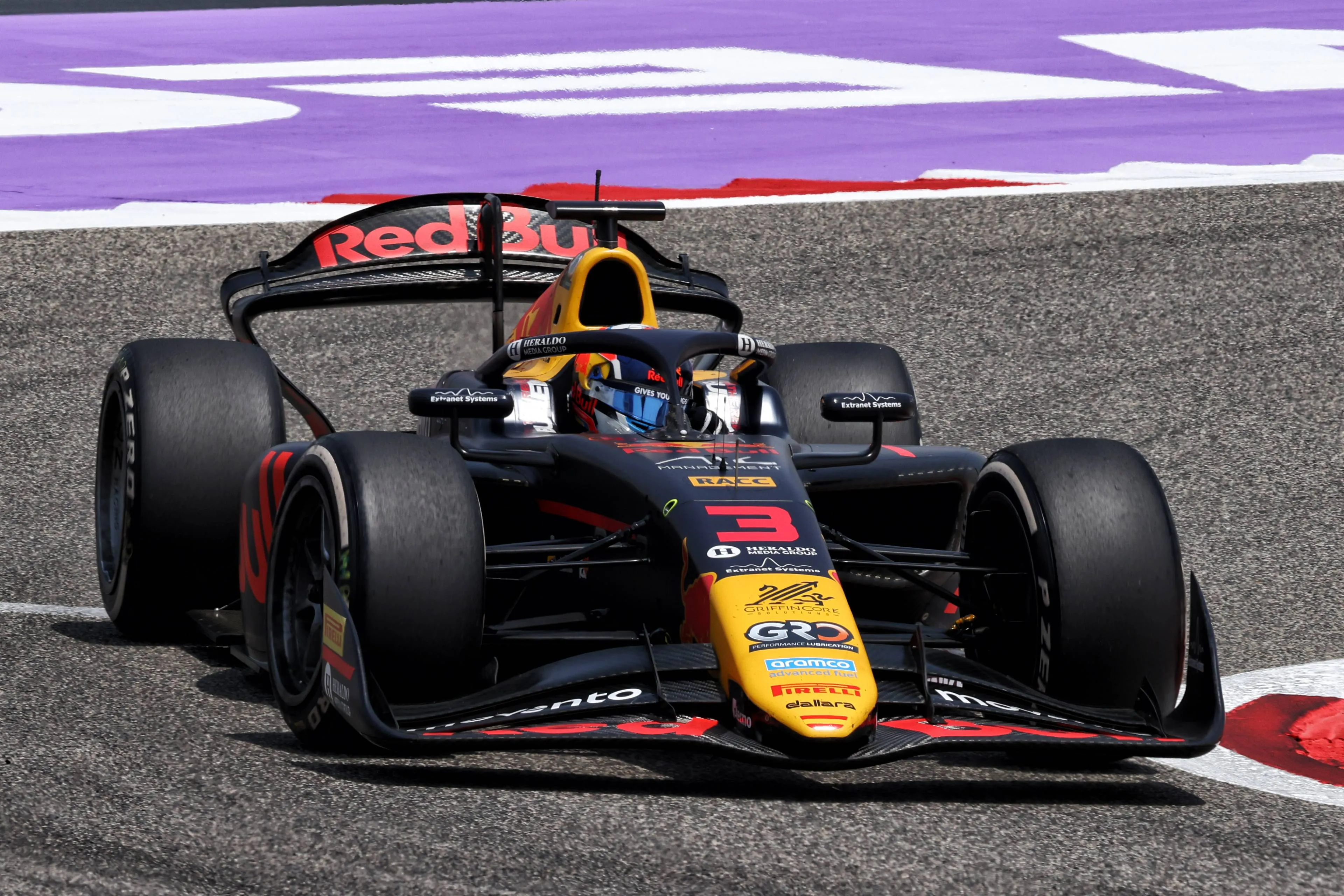 Red Bull junior wins chaotic race after an Epic comeback in Bahrain!