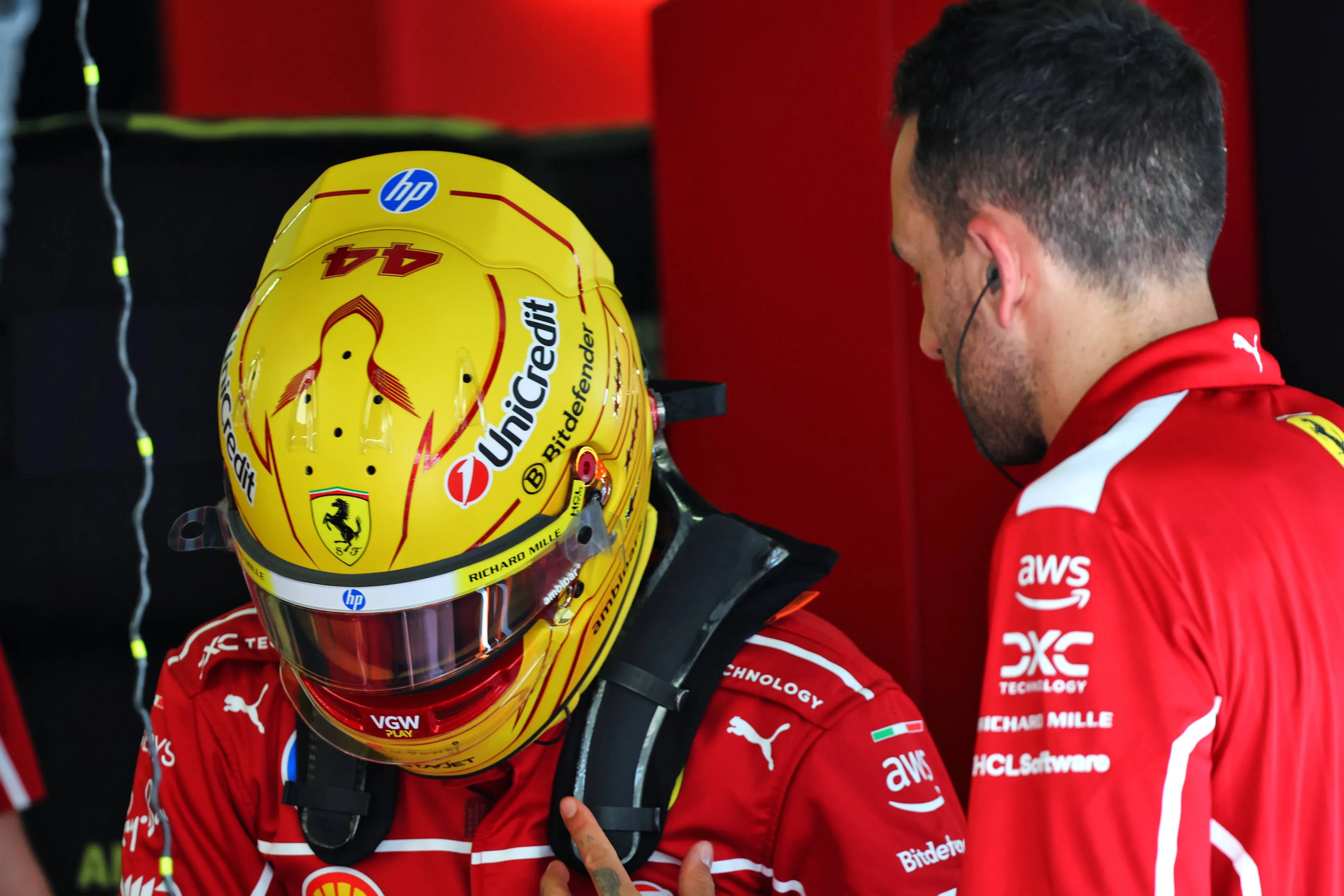 Hamilton draws painful conclussion: 'The car is good enough, I'm not'
