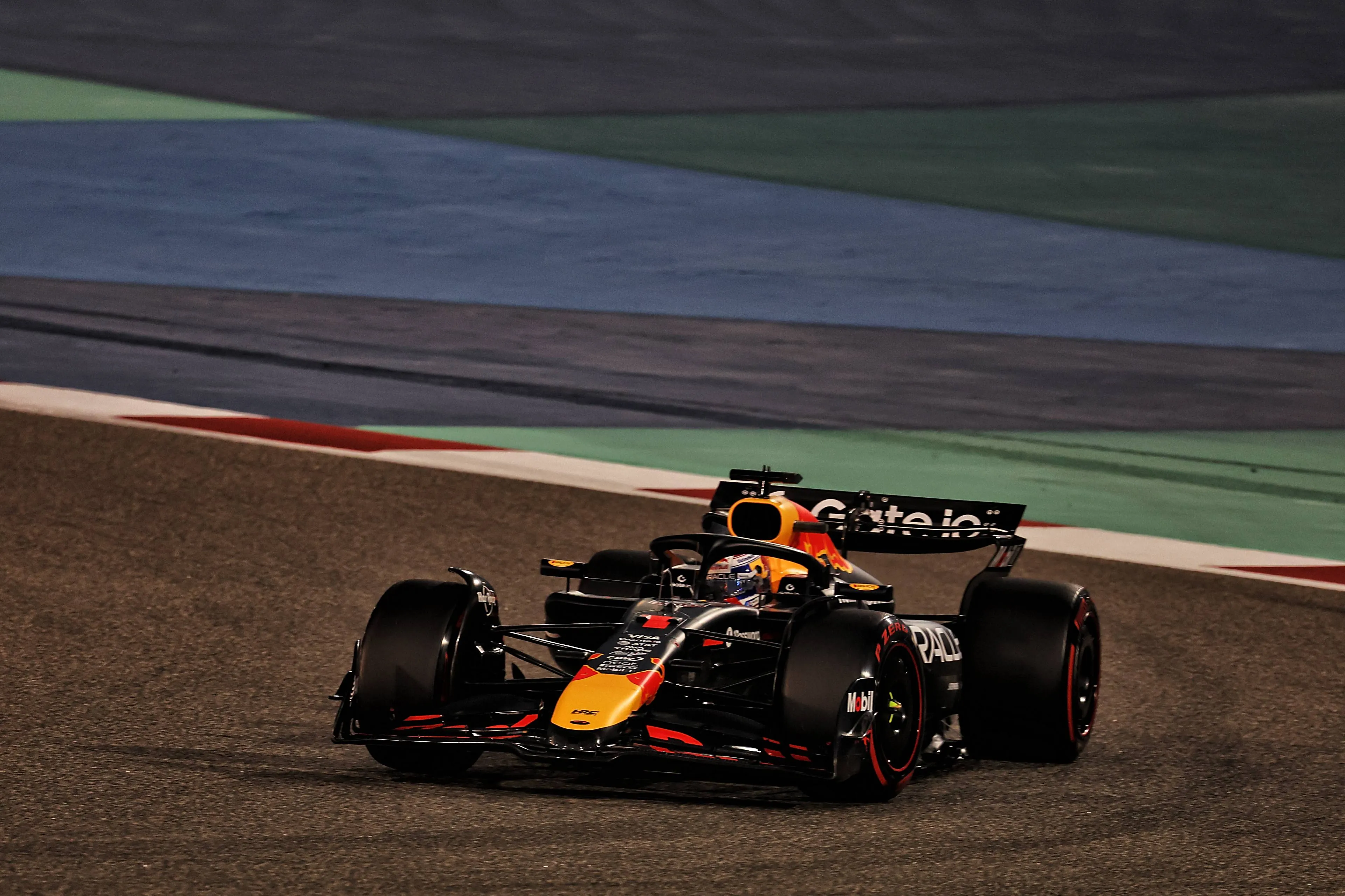 Verstappen complains about bouncing Red Bull in Bahrain: 'It doesn't feel right'