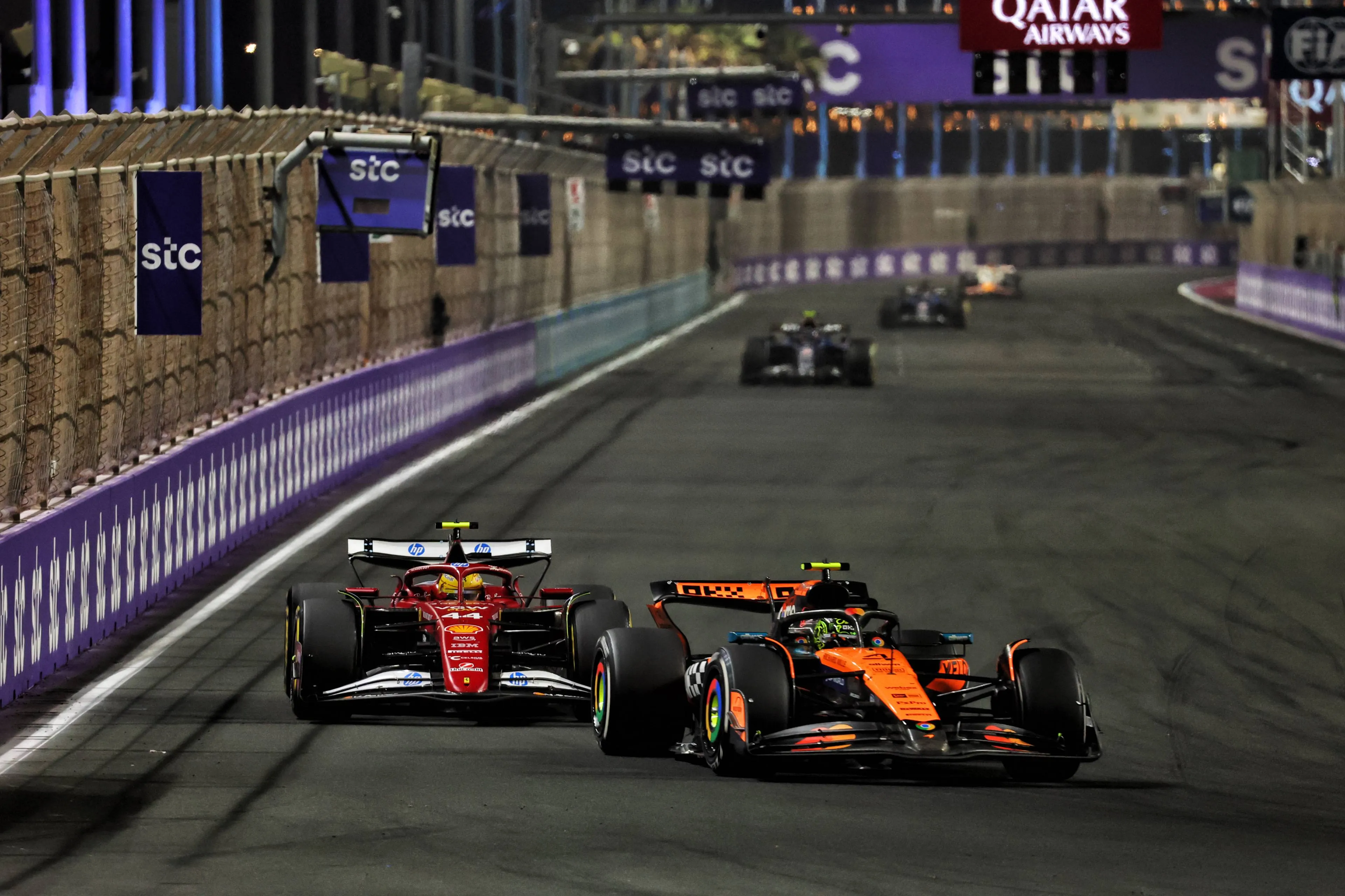 McLaren-teambaas geeft Hamilton de schuld van misgelopen podium Norris