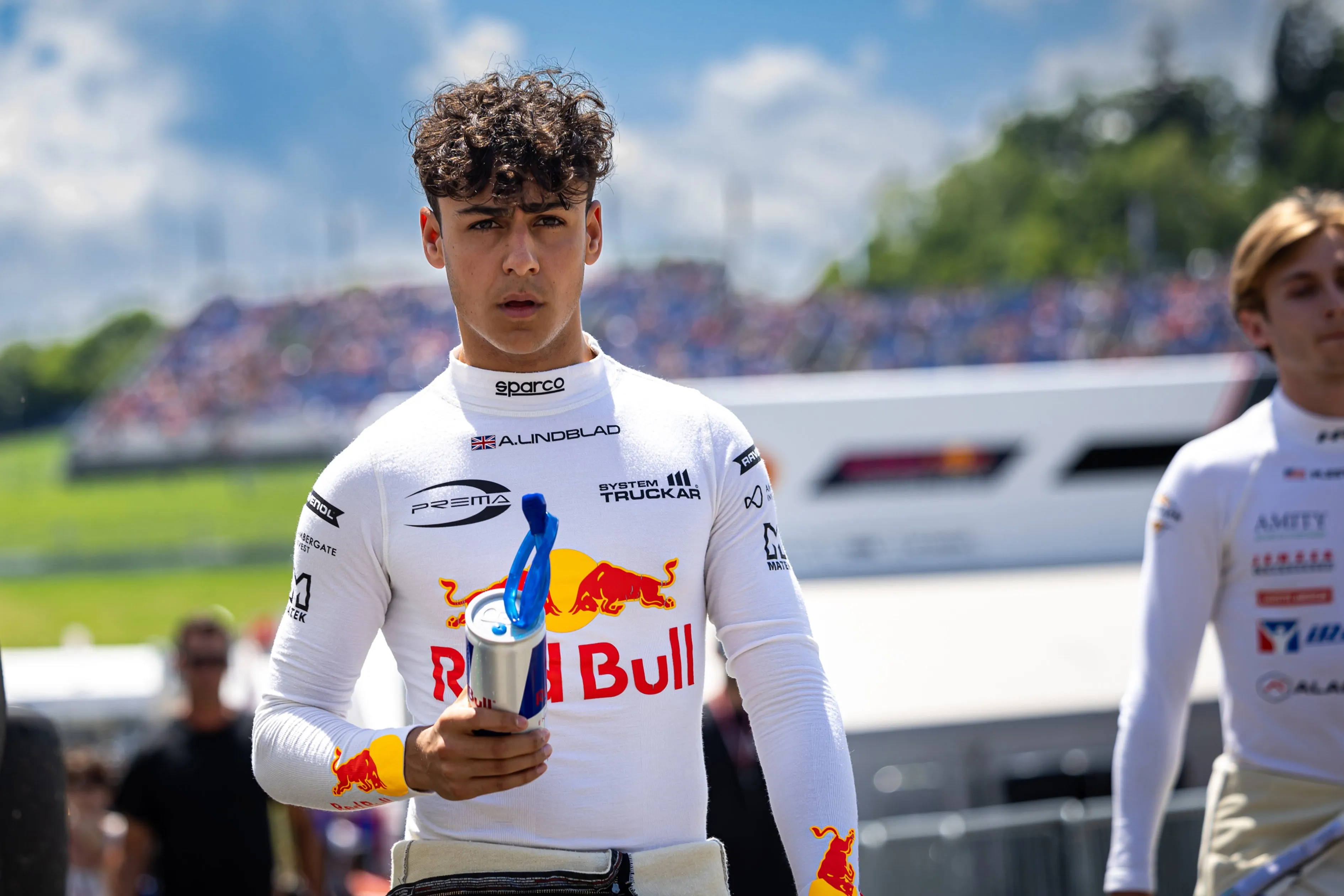Lindblad takes first-ever Formula 2 victory in Jeddah, Red Bull junior one-two