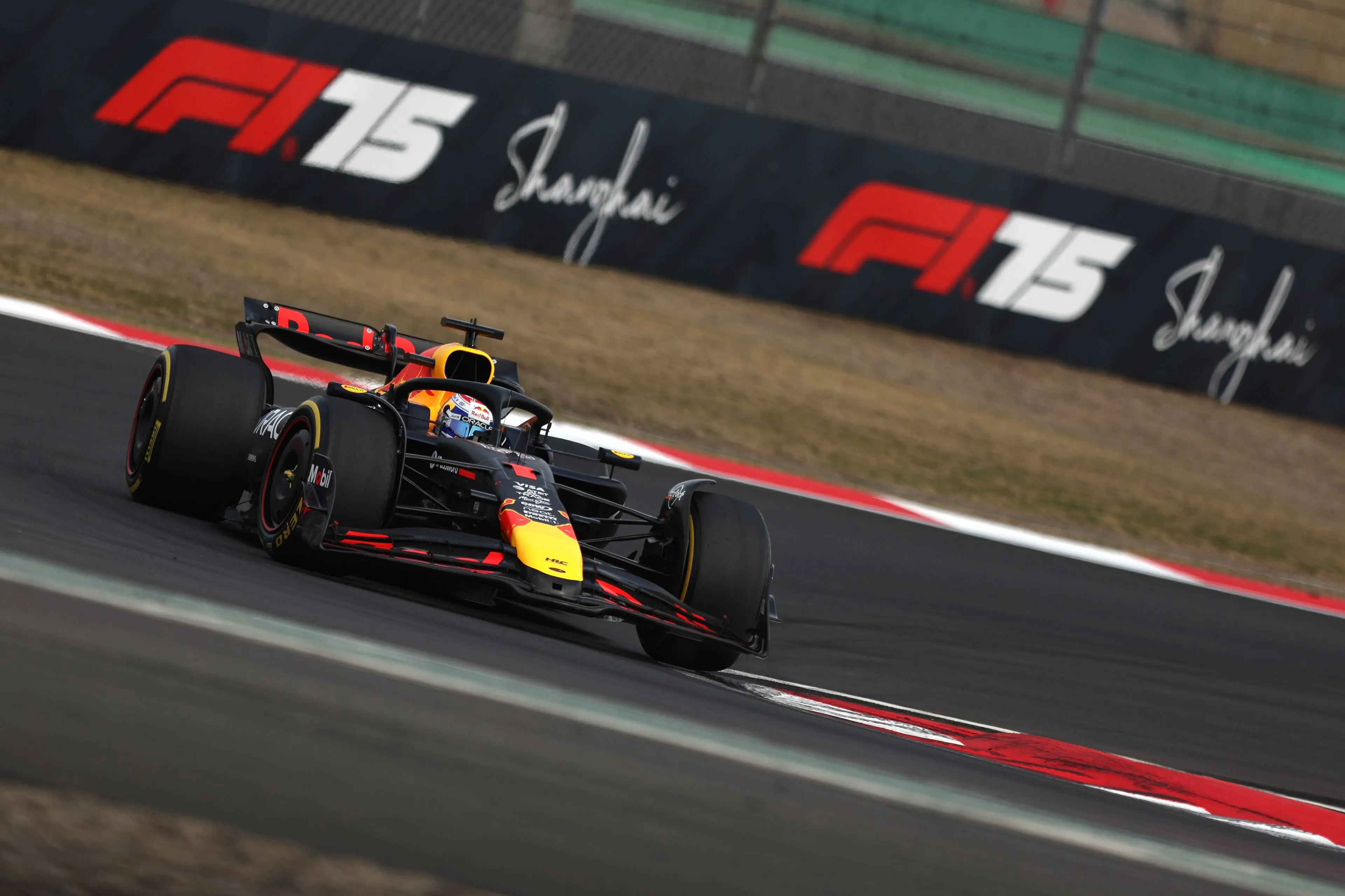 McLaren favorita a Suzuka, ma tutti guardano a Red Bull e Ferrari