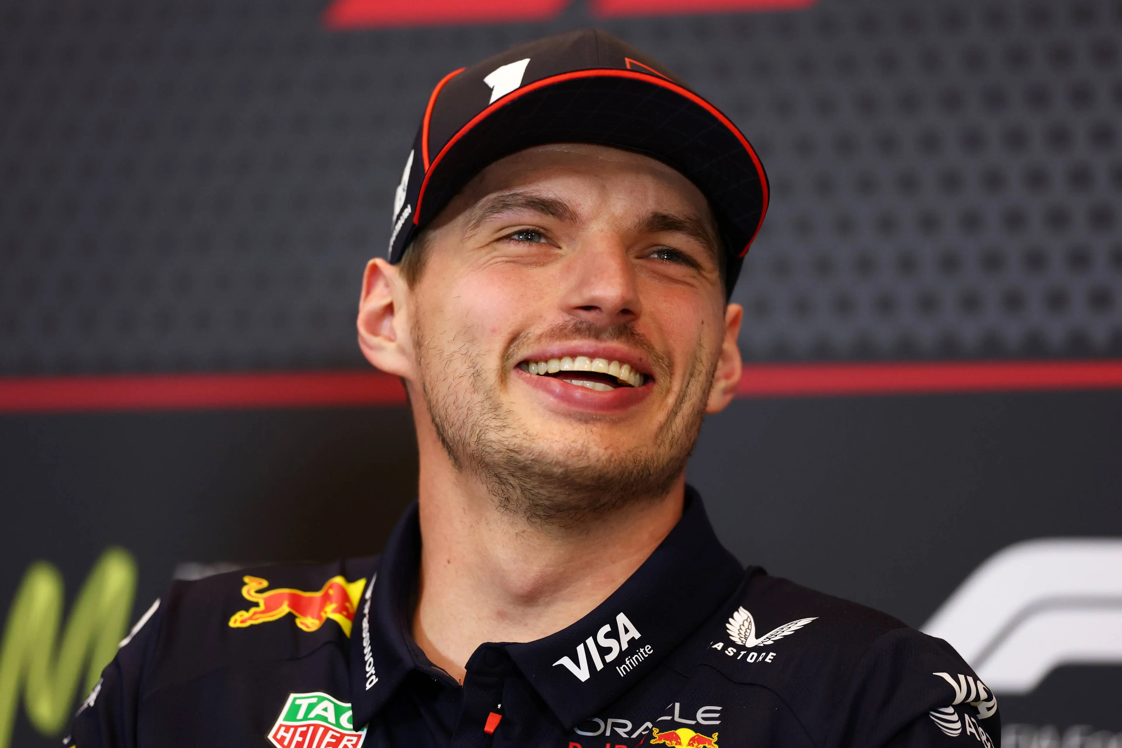 lachende verstappen in monaco