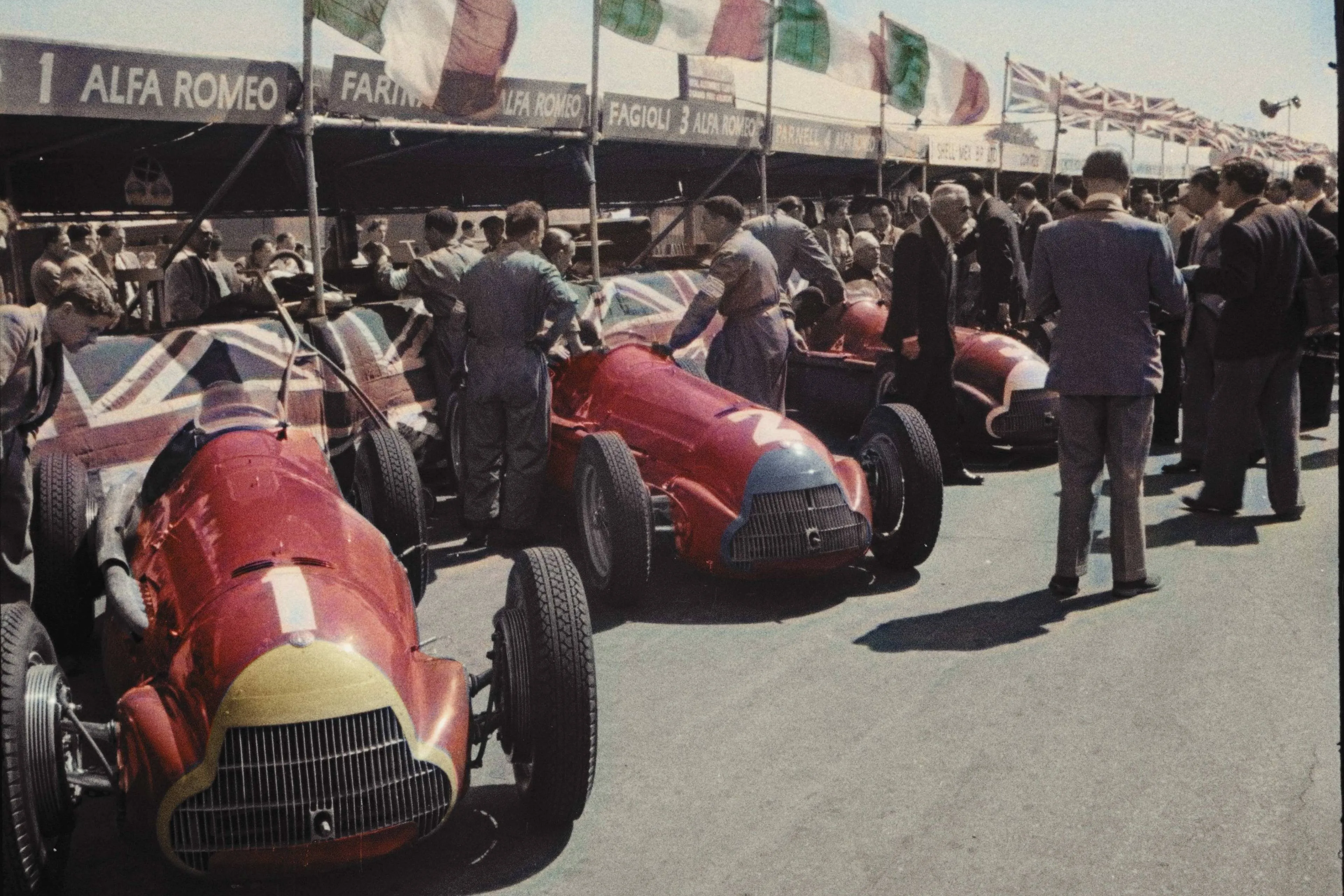 pit lane colour