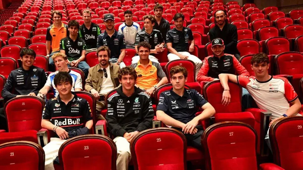 lewis hamilton at the private screening of the f1 film with rest of the grid via f1 1200x675jpg