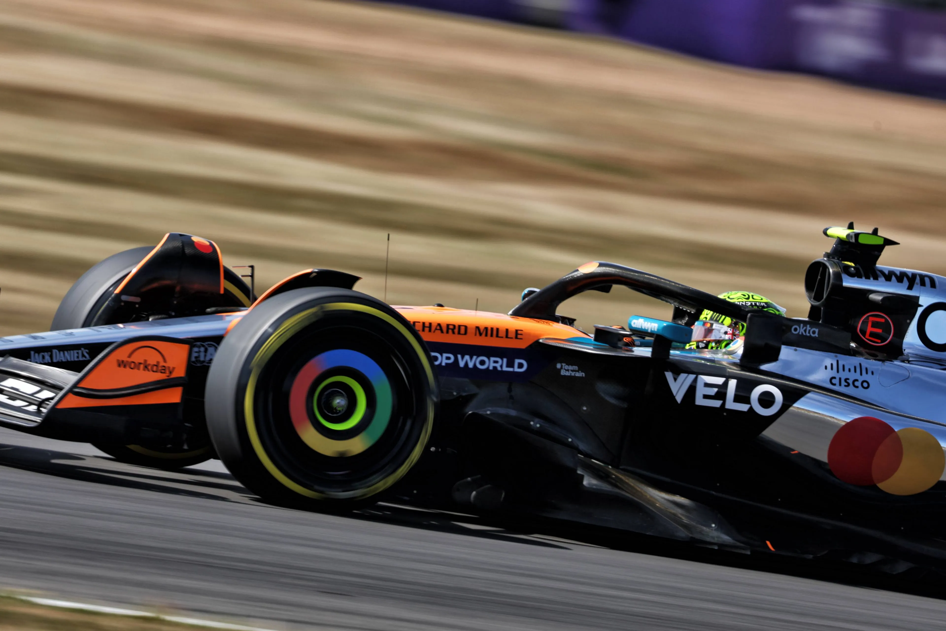 lando norris topped fp2 ahead of charles leclerc and lewis hamilton