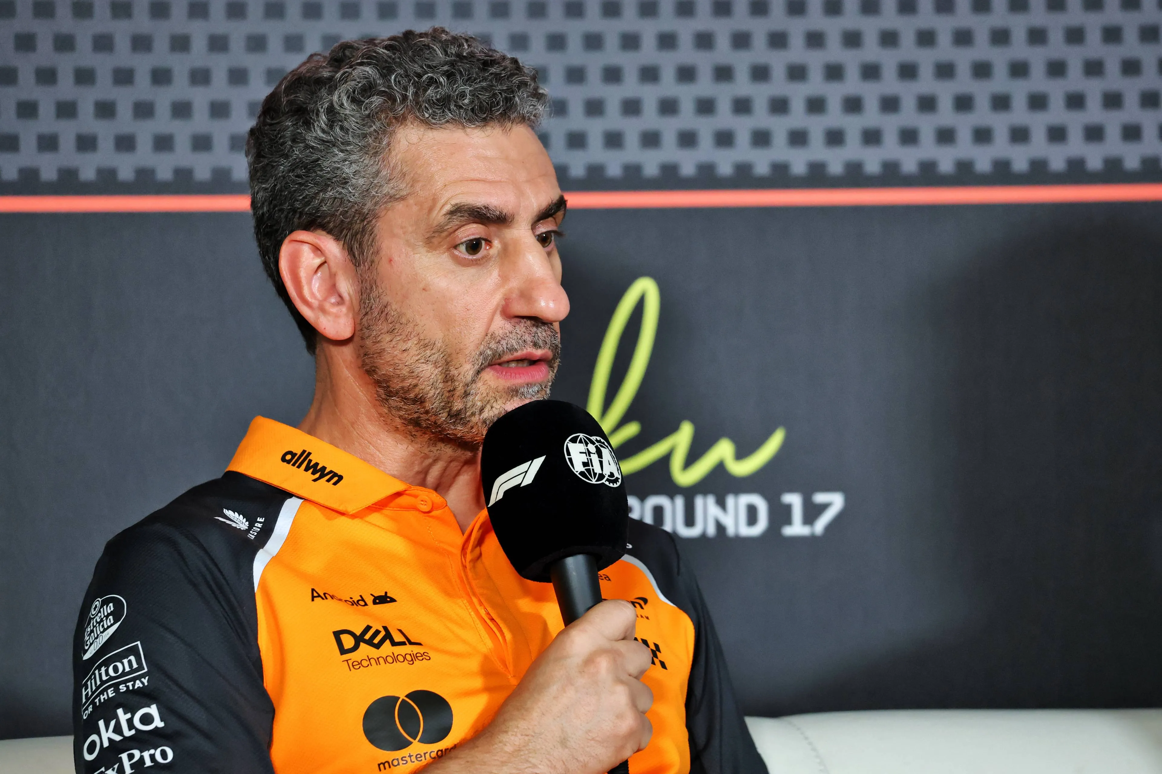 Warum McLaren nach dem Zusammenstoß Norris-Piastri beim Singapur GP auf Teamorder verzichtet hat