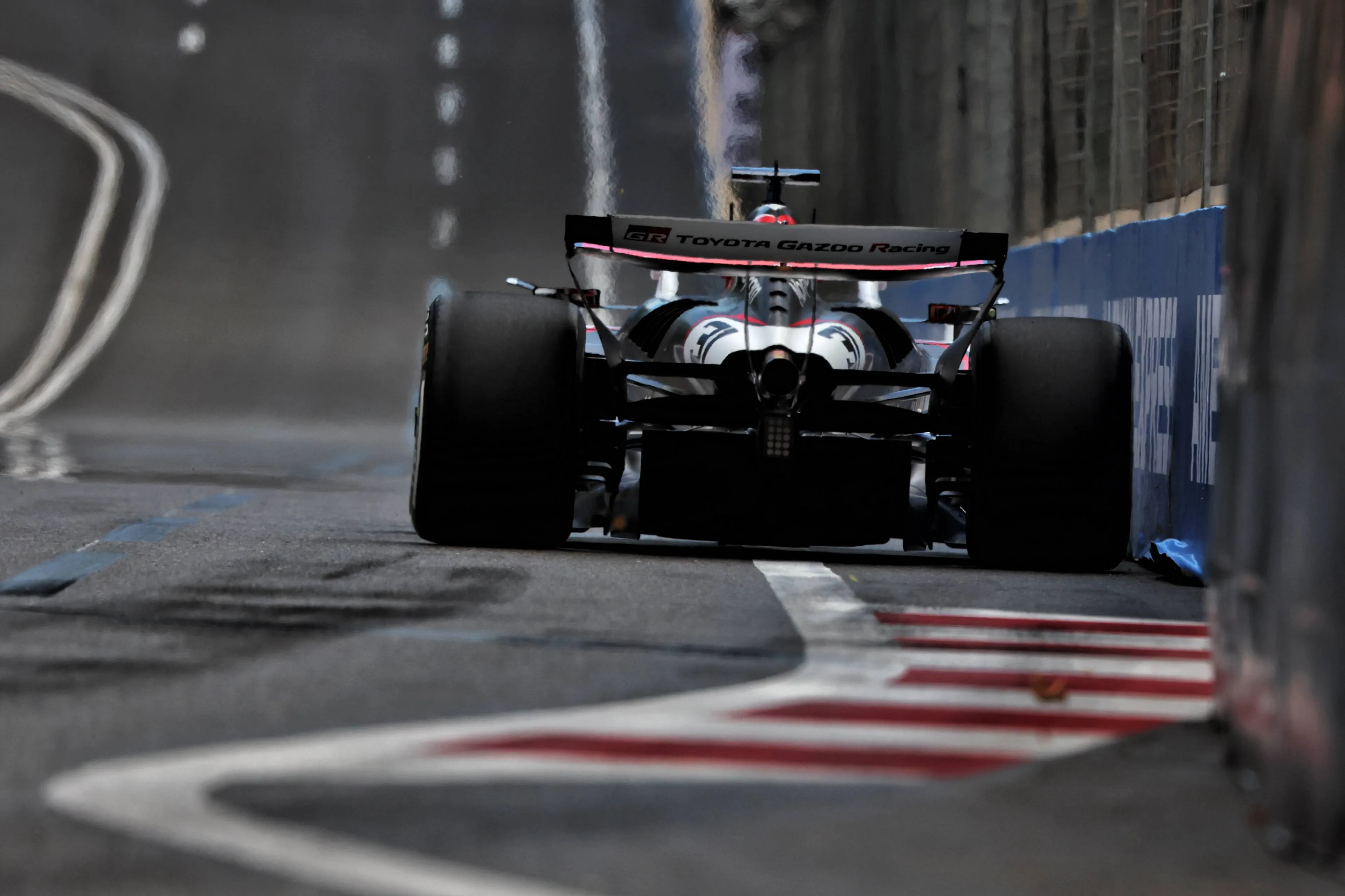 Ocon gediskwalificeerd in Baku