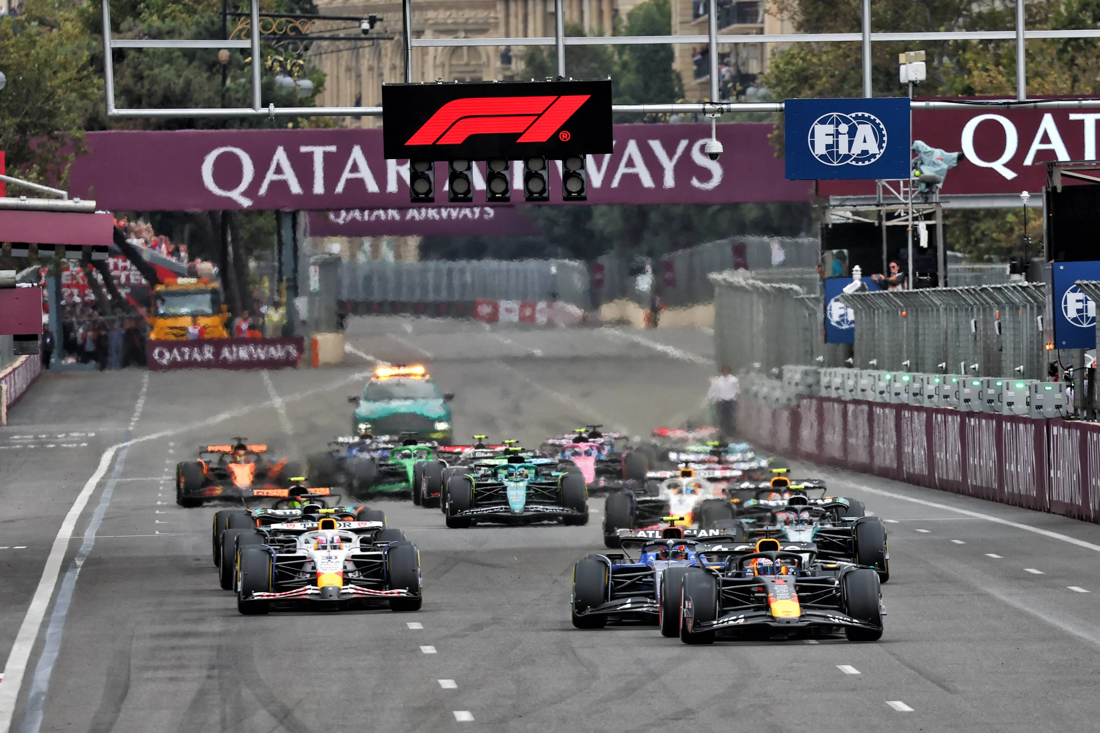 2025 Azerbaijan F1 Grand Prix start. Photo: RacePictures.