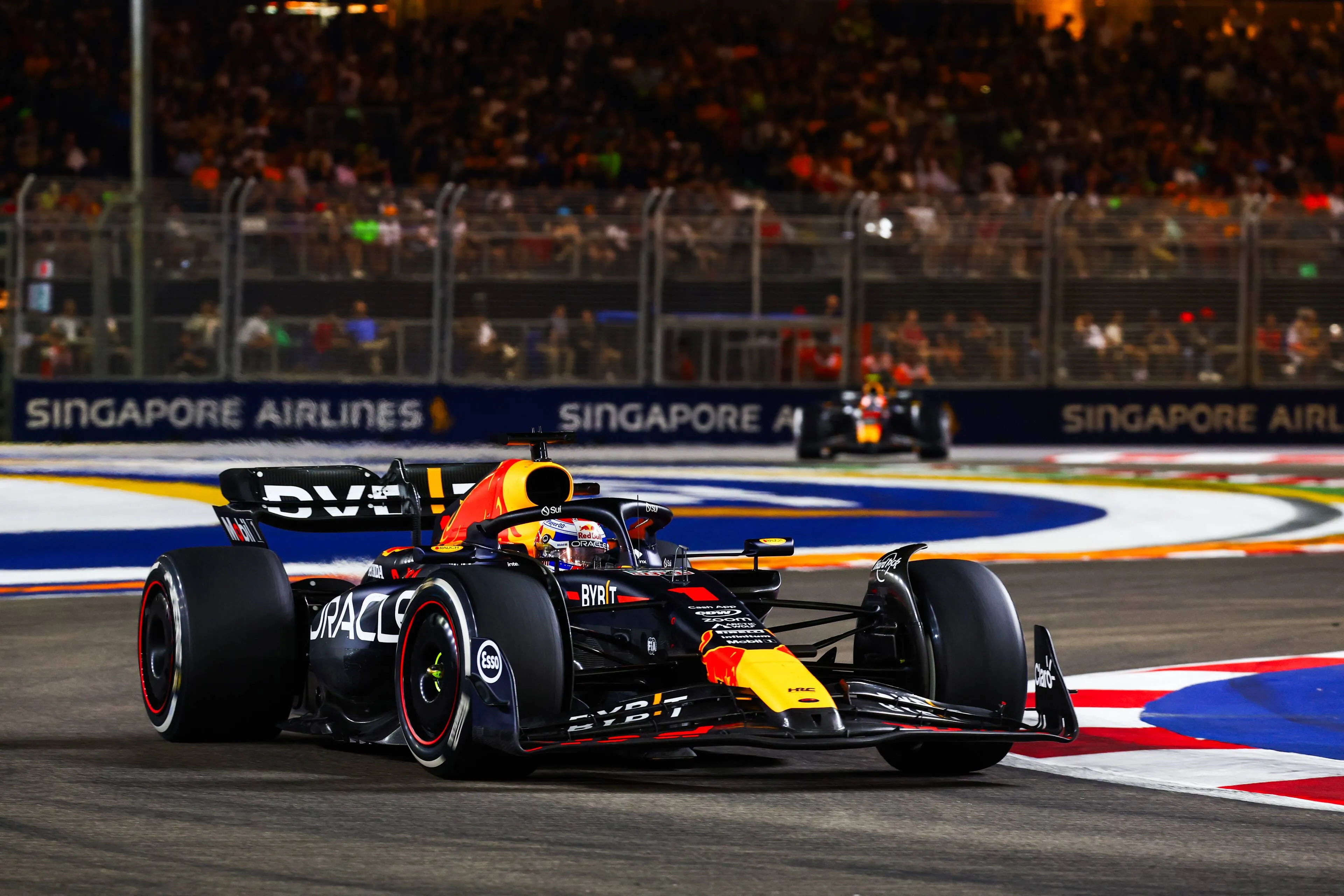 Verstappen rijdt in singapore in 2025
