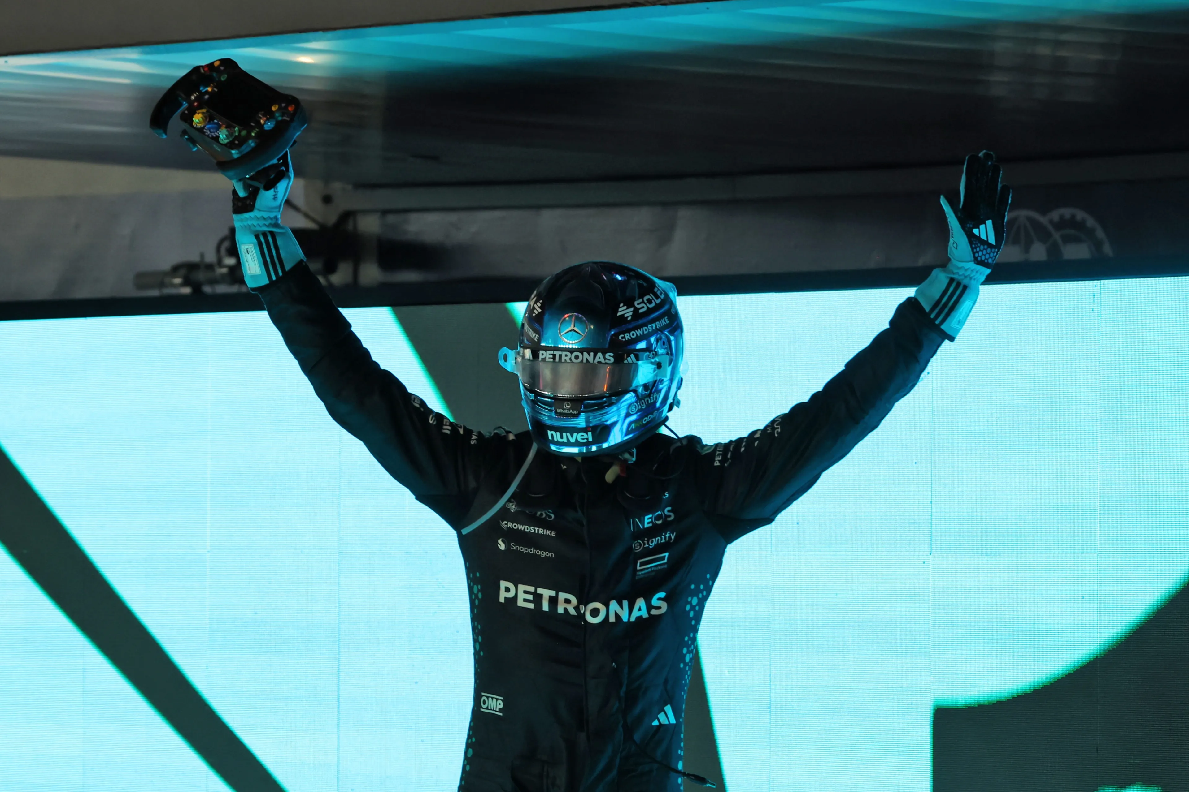George Russell getting out of his car after the Singapore GP - Photo: Race Pictures